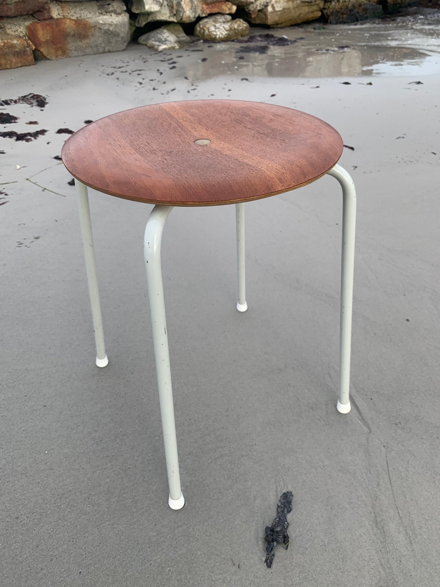 Der Hocker
