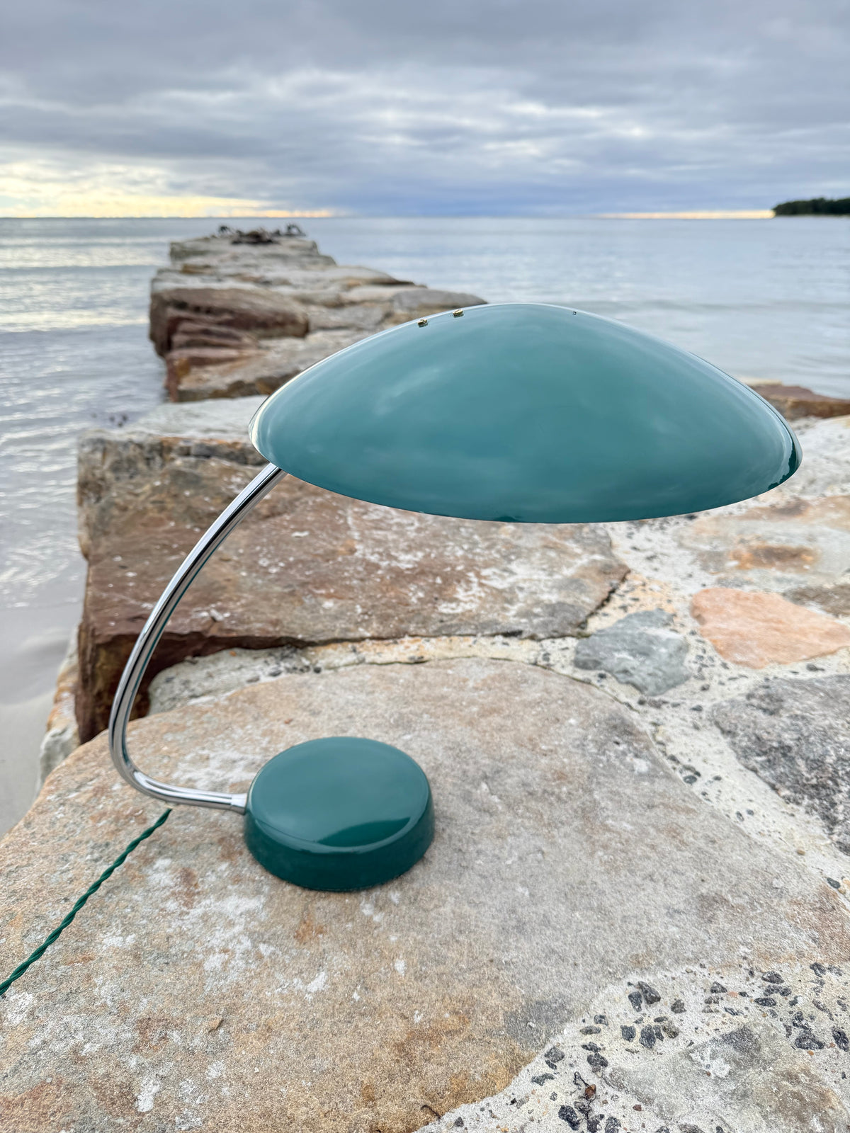 Cosack-Lampe (Gewinner des IF-Design Awards 1956) – Grün