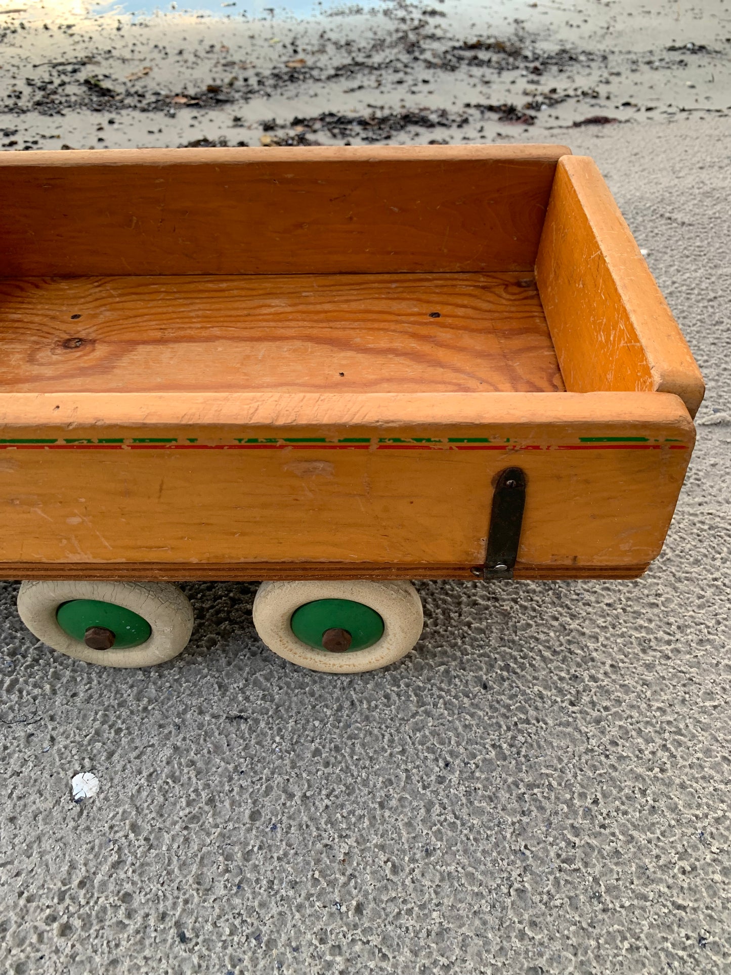 Großer Holzlastwagen