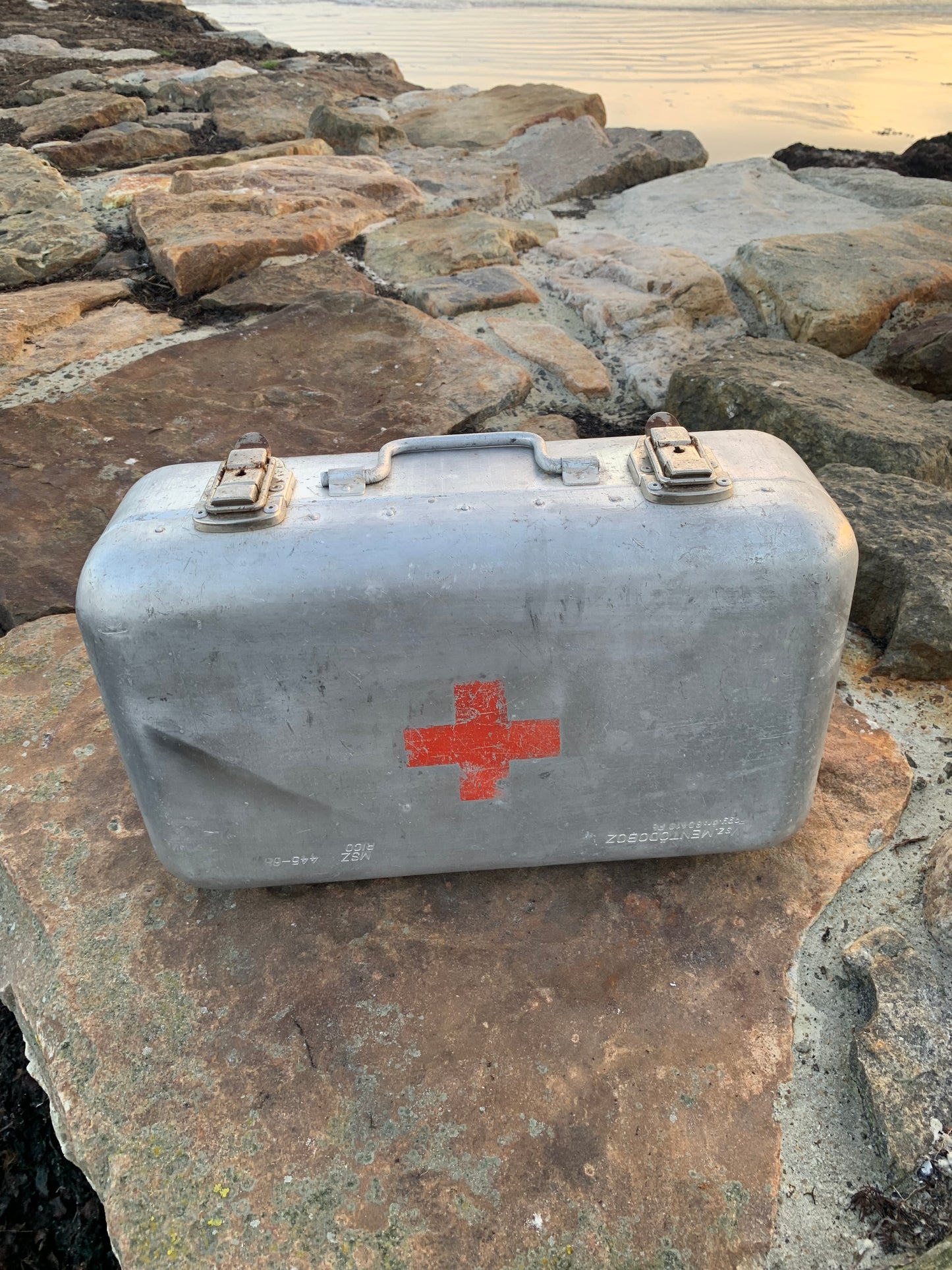 Kasten des Roten Kreuzes