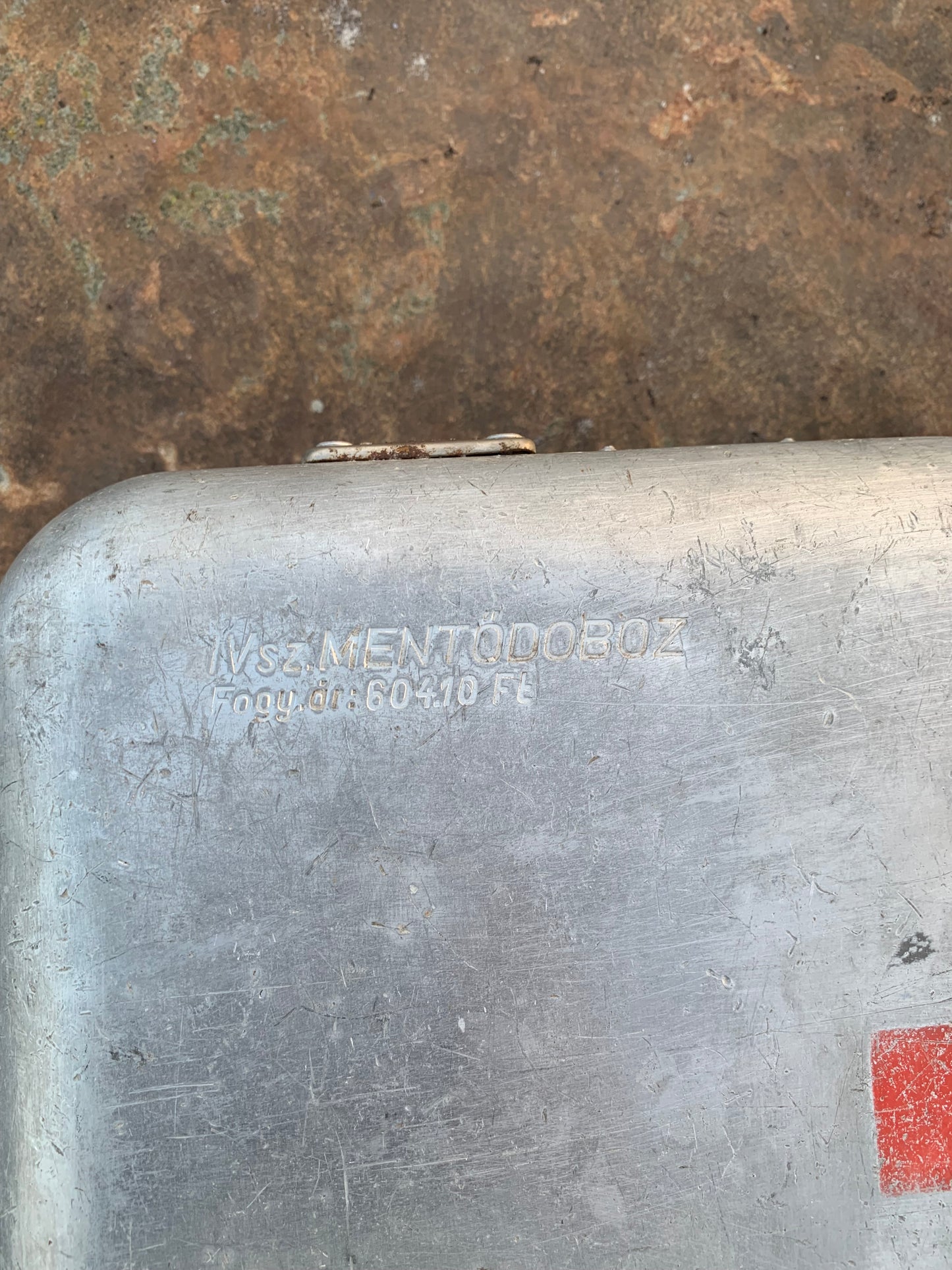 Kasten des Roten Kreuzes