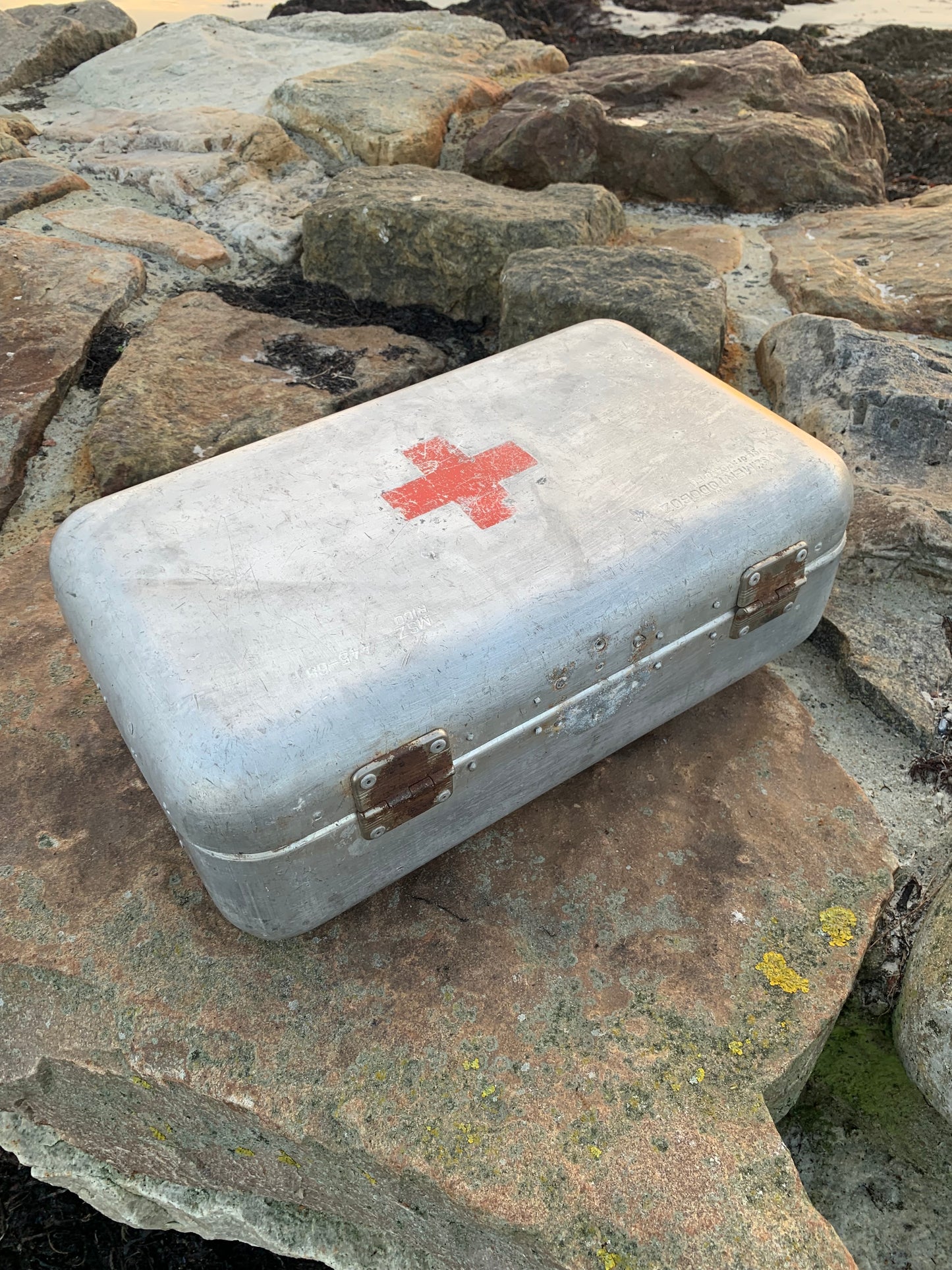 Kasten des Roten Kreuzes