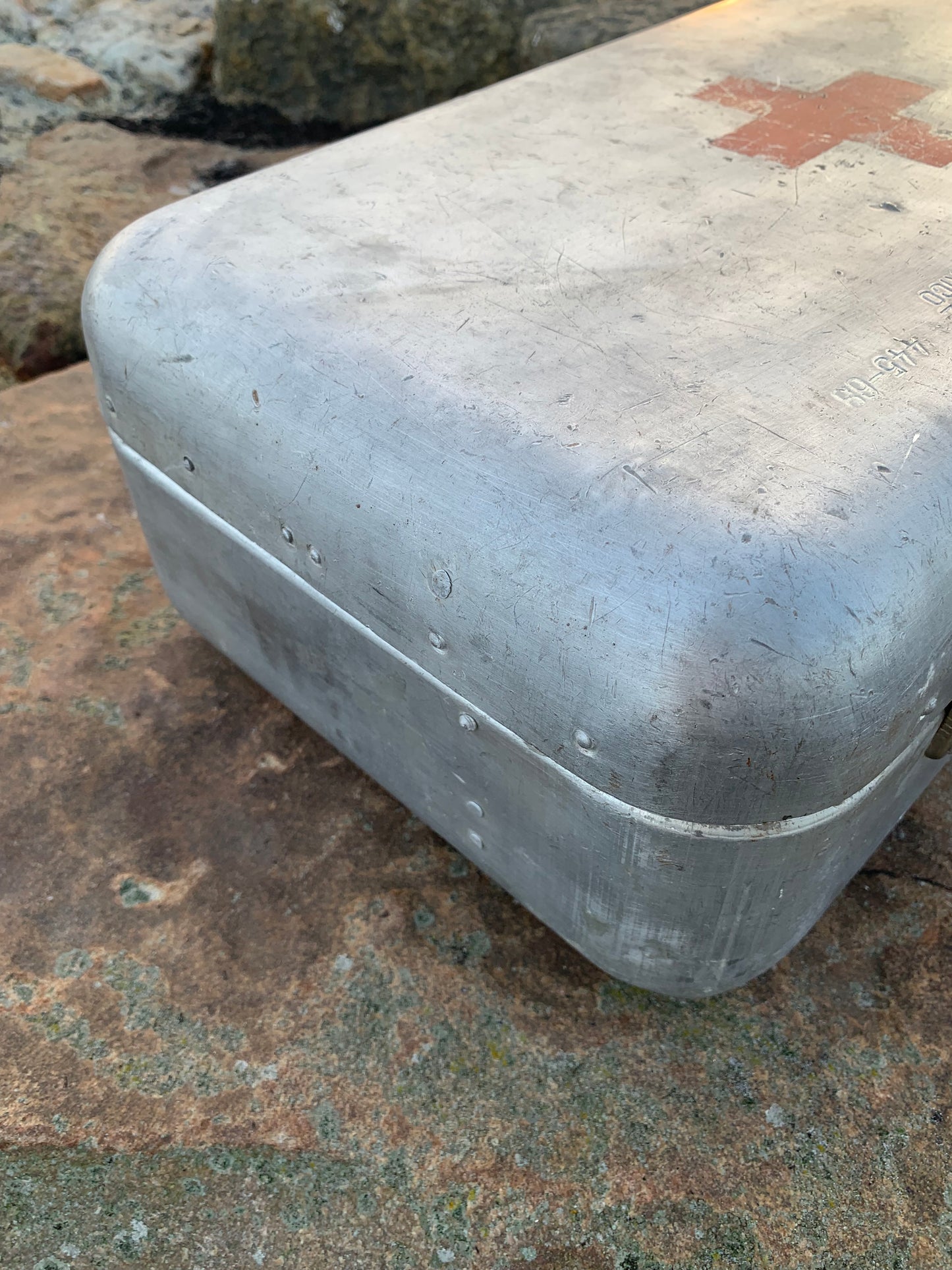 Kasten des Roten Kreuzes