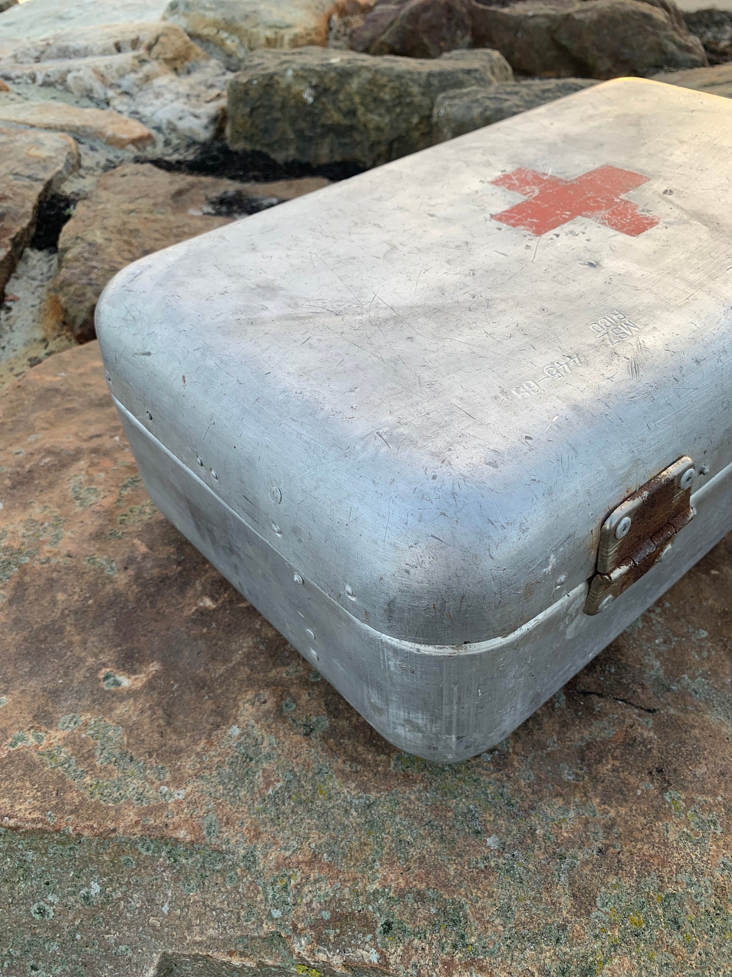 Kasten des Roten Kreuzes