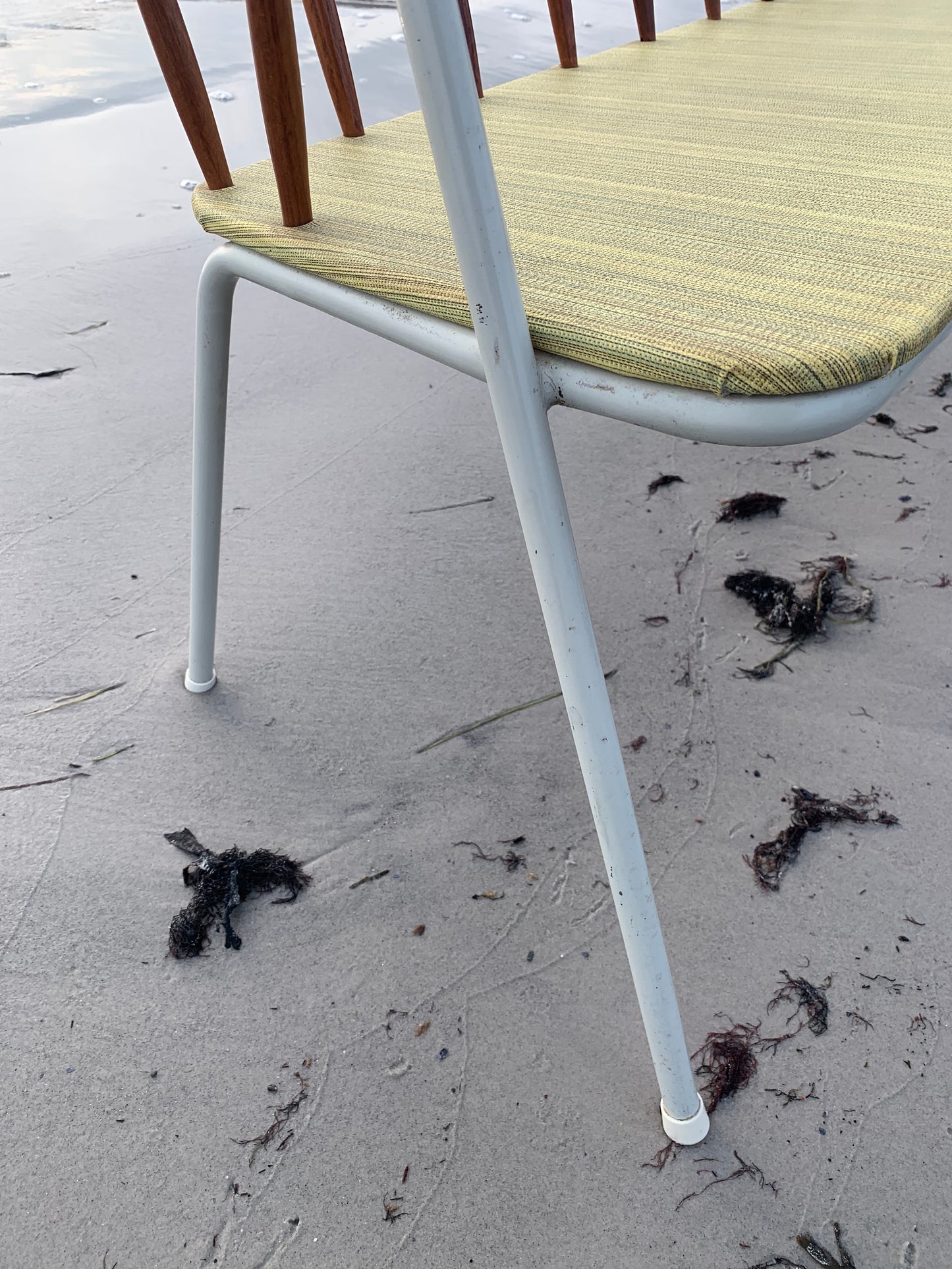 Bank mit feinen Holzdetails