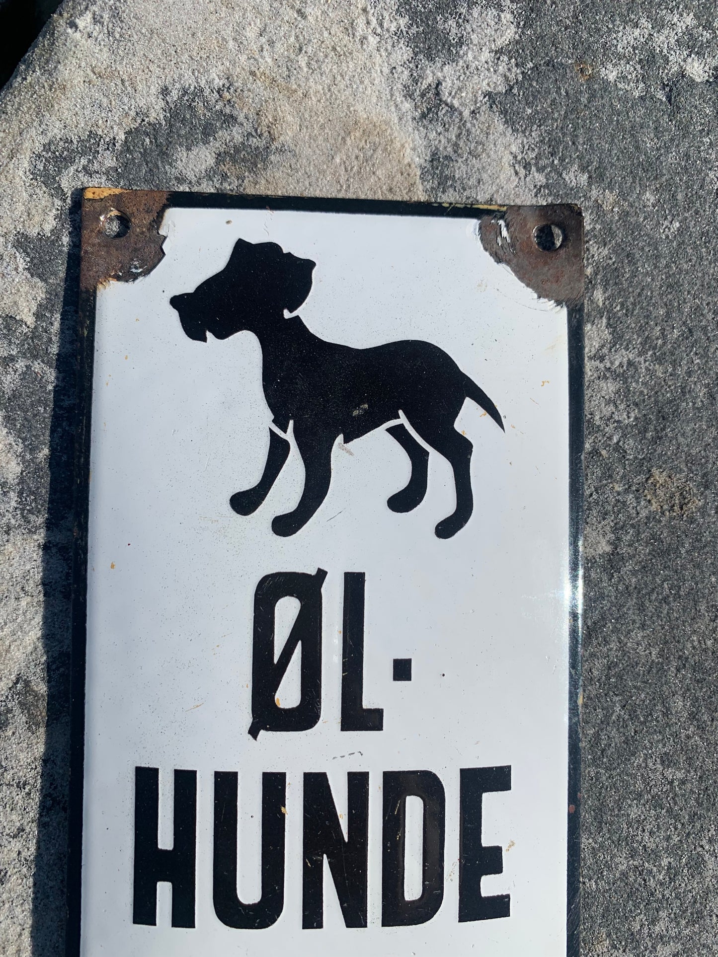 Tuborg-Emailschild