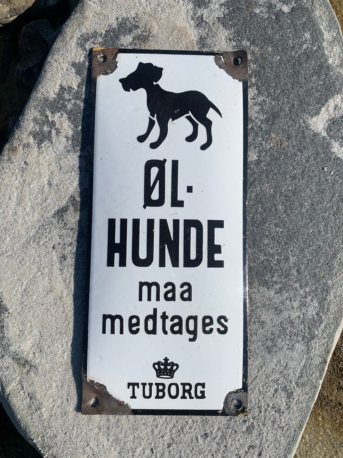 Tuborg-Emailschild