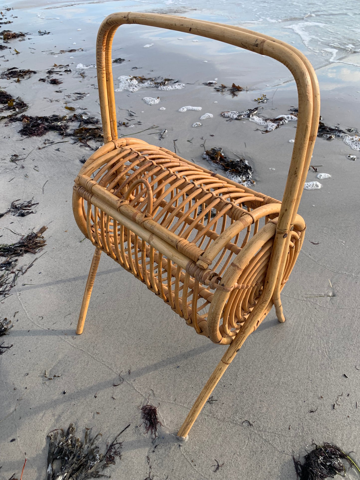 Aufbewahrungsmöbel aus Bambus