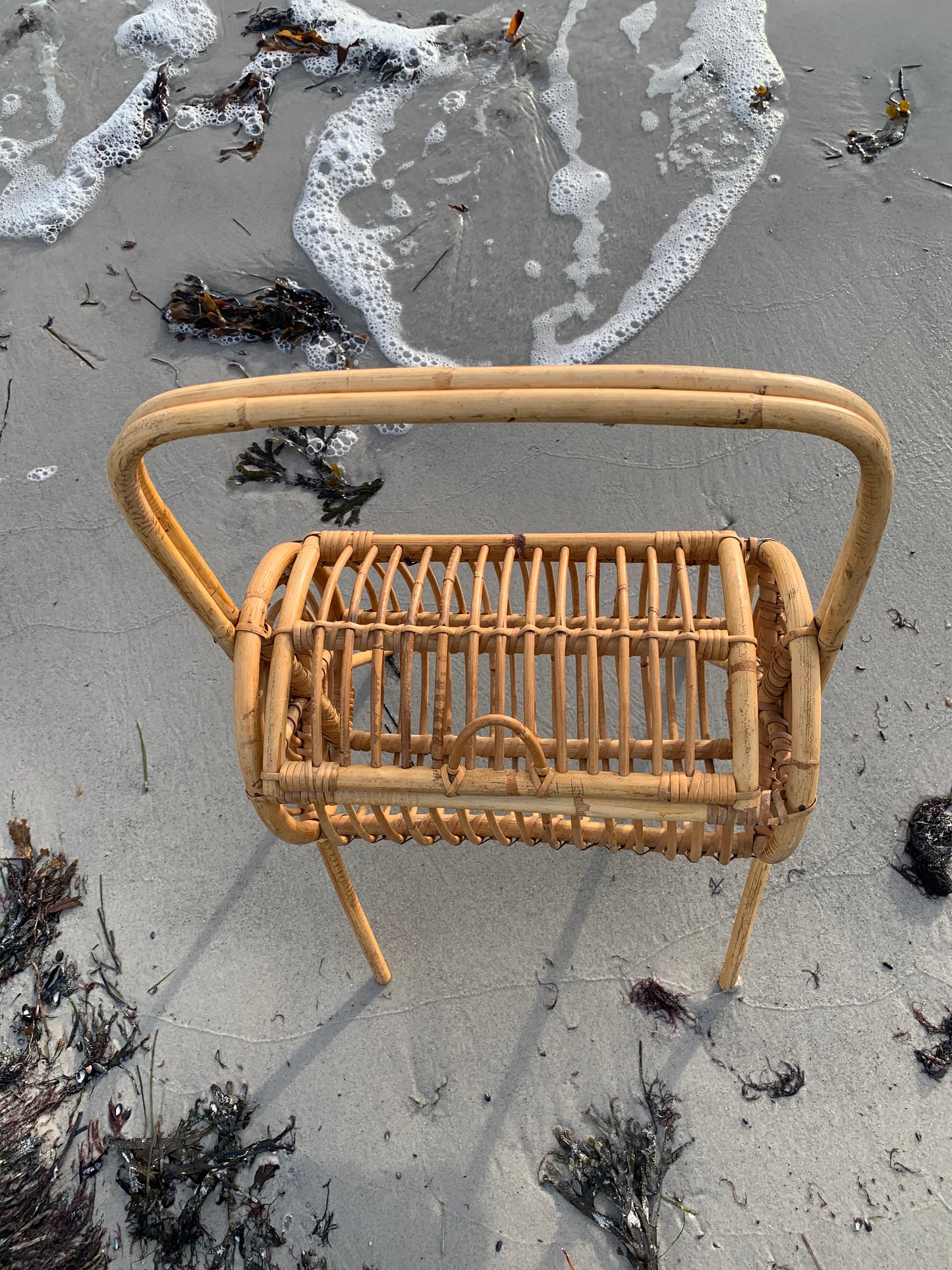 Aufbewahrungsmöbel aus Bambus