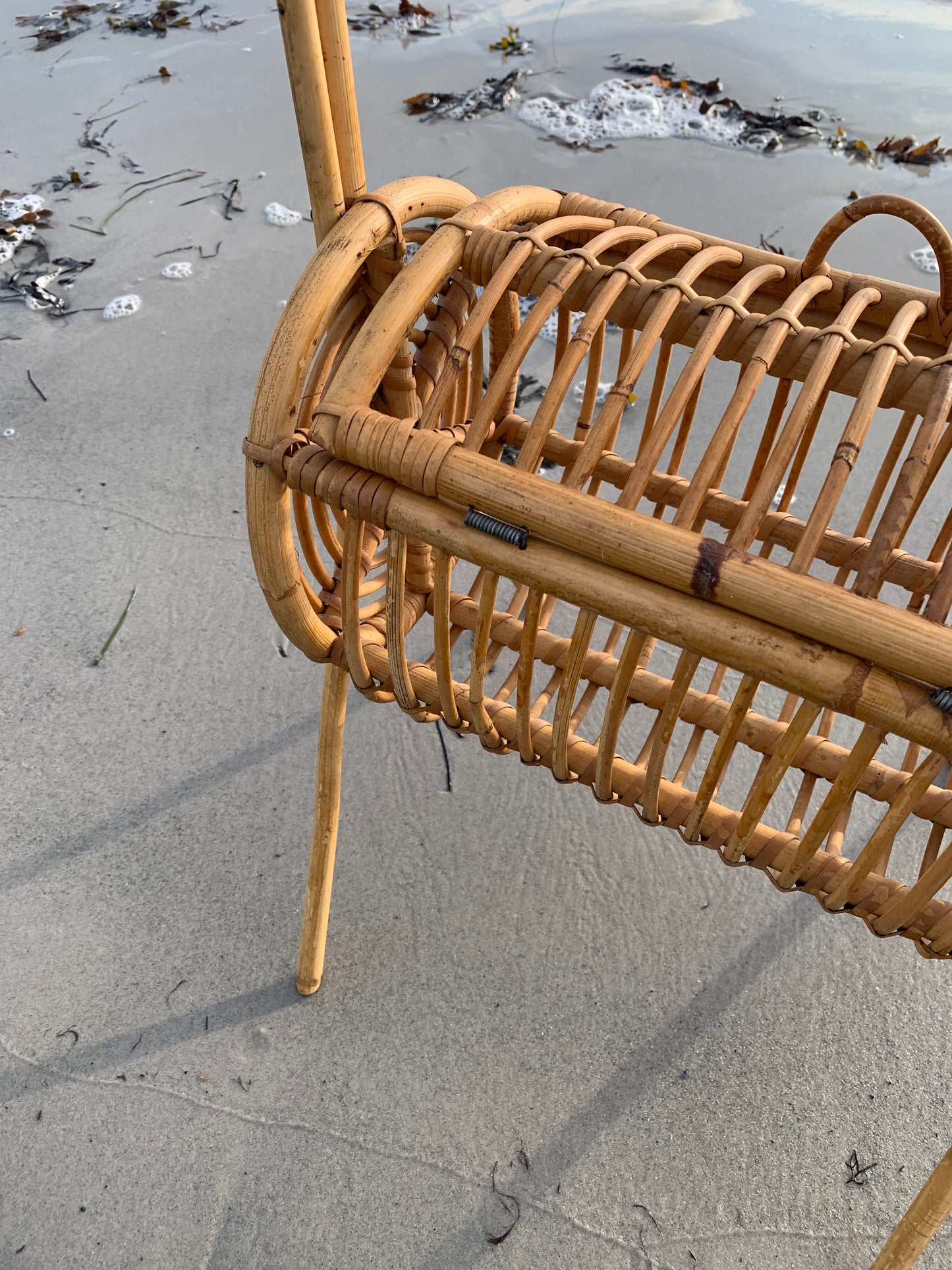 Aufbewahrungsmöbel aus Bambus