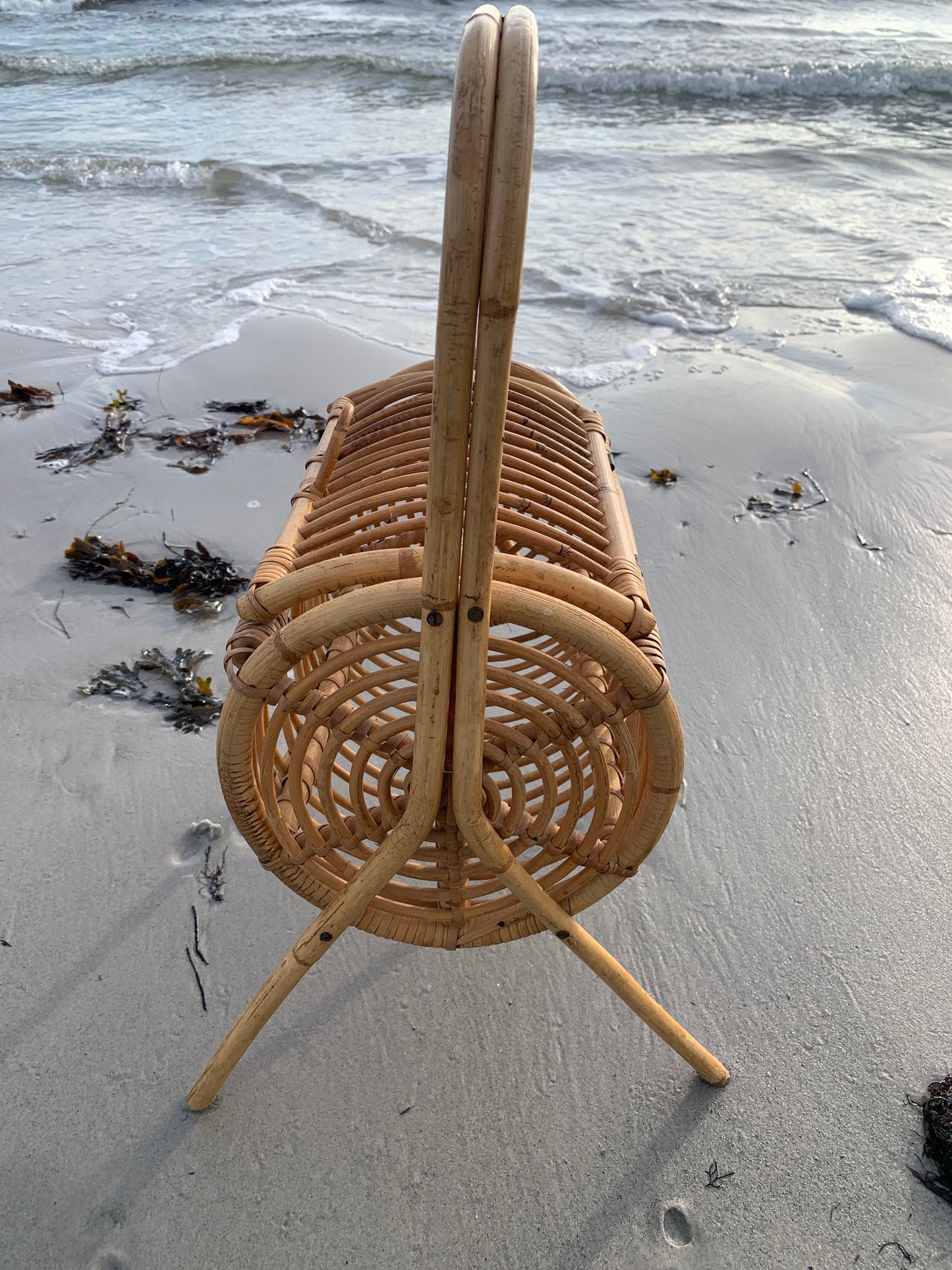 Aufbewahrungsmöbel aus Bambus