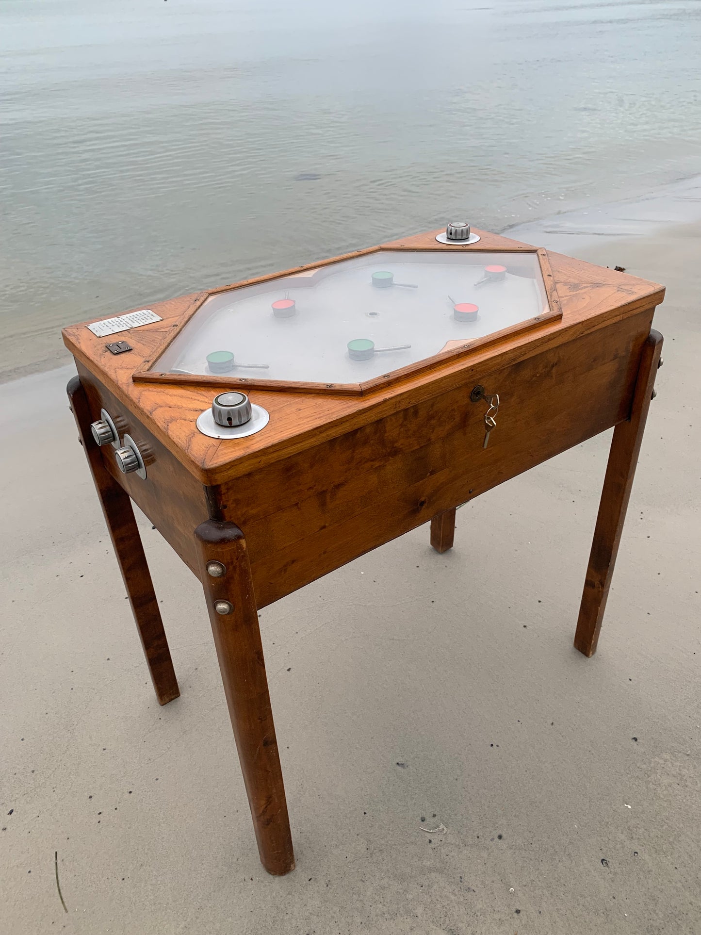 Spieltisch – Unterhaltsam und selten