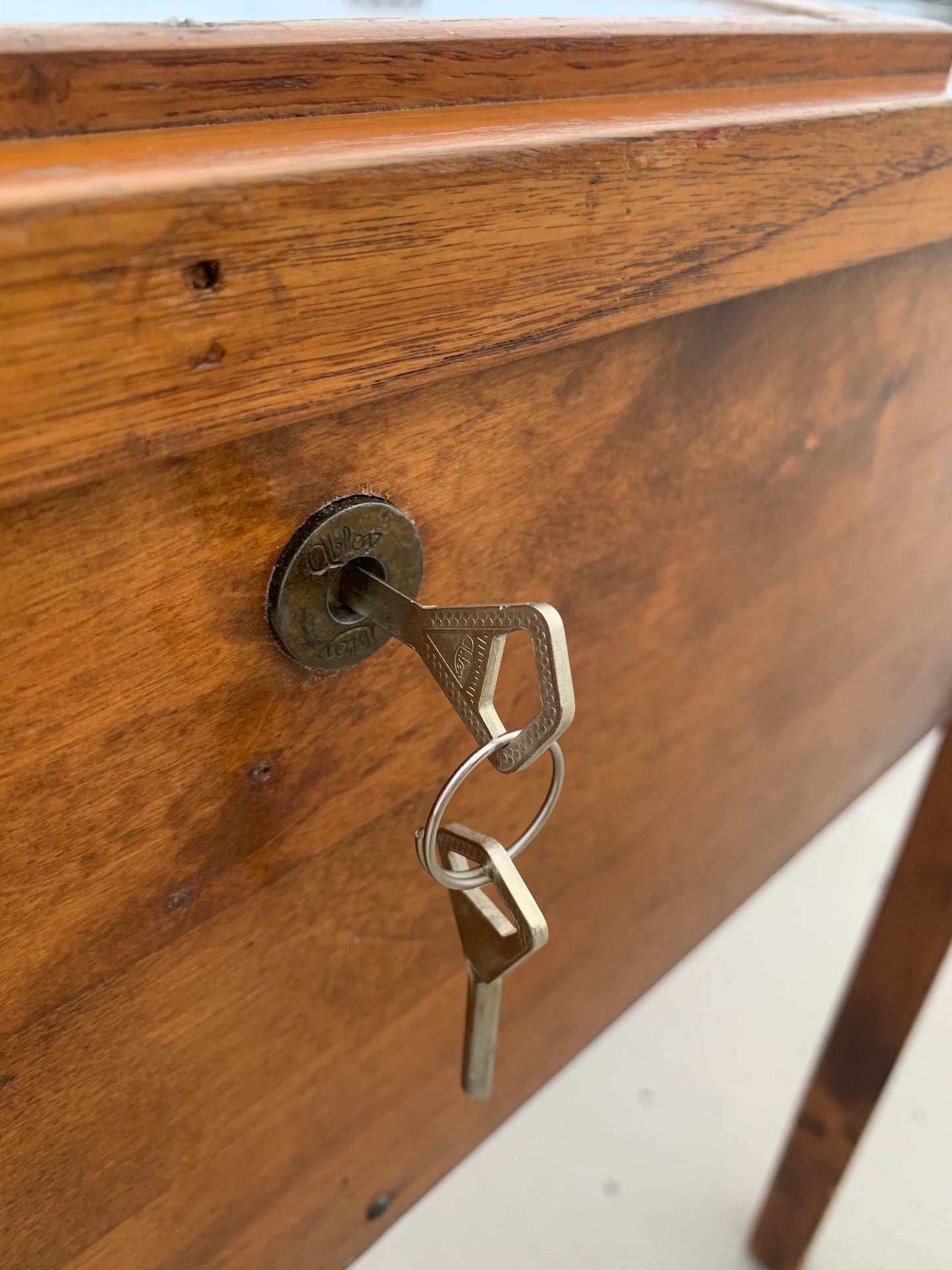 Spieltisch – Unterhaltsam und selten