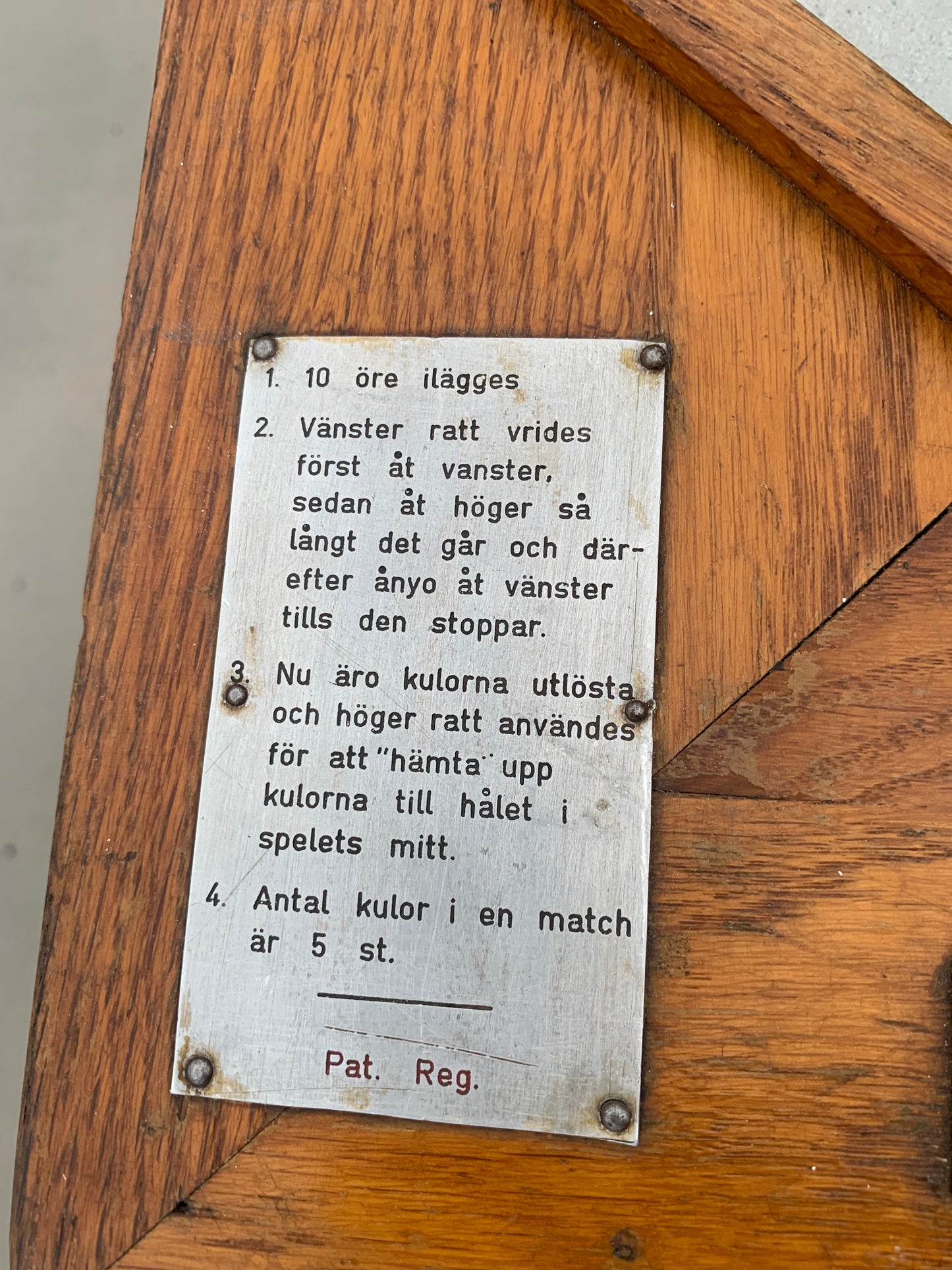 Spieltisch – Unterhaltsam und selten