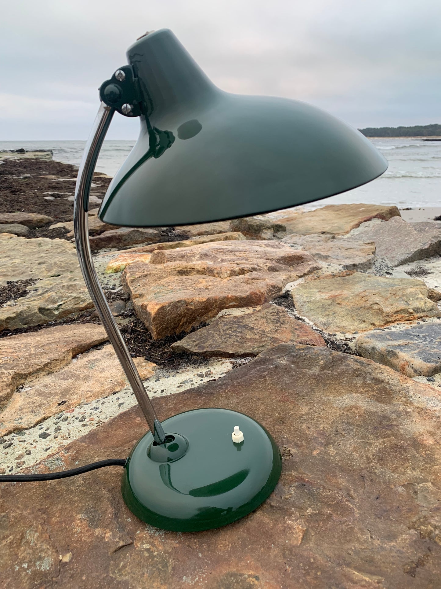 Kaiser Idell 6786 - Grün