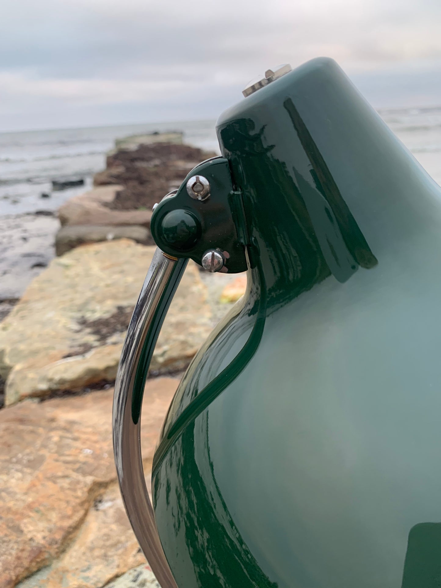 Kaiser Idell 6786 - Grün