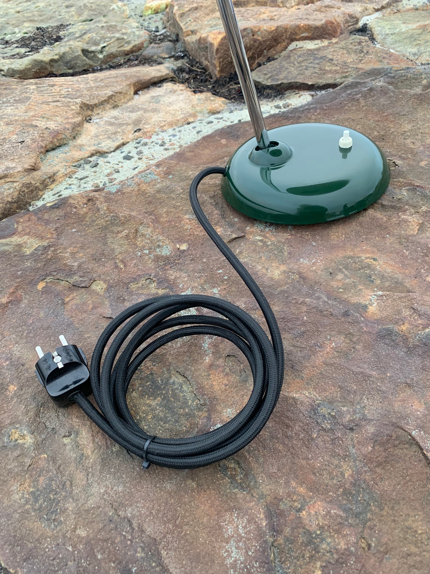 Kaiser Idell 6786 - Grün