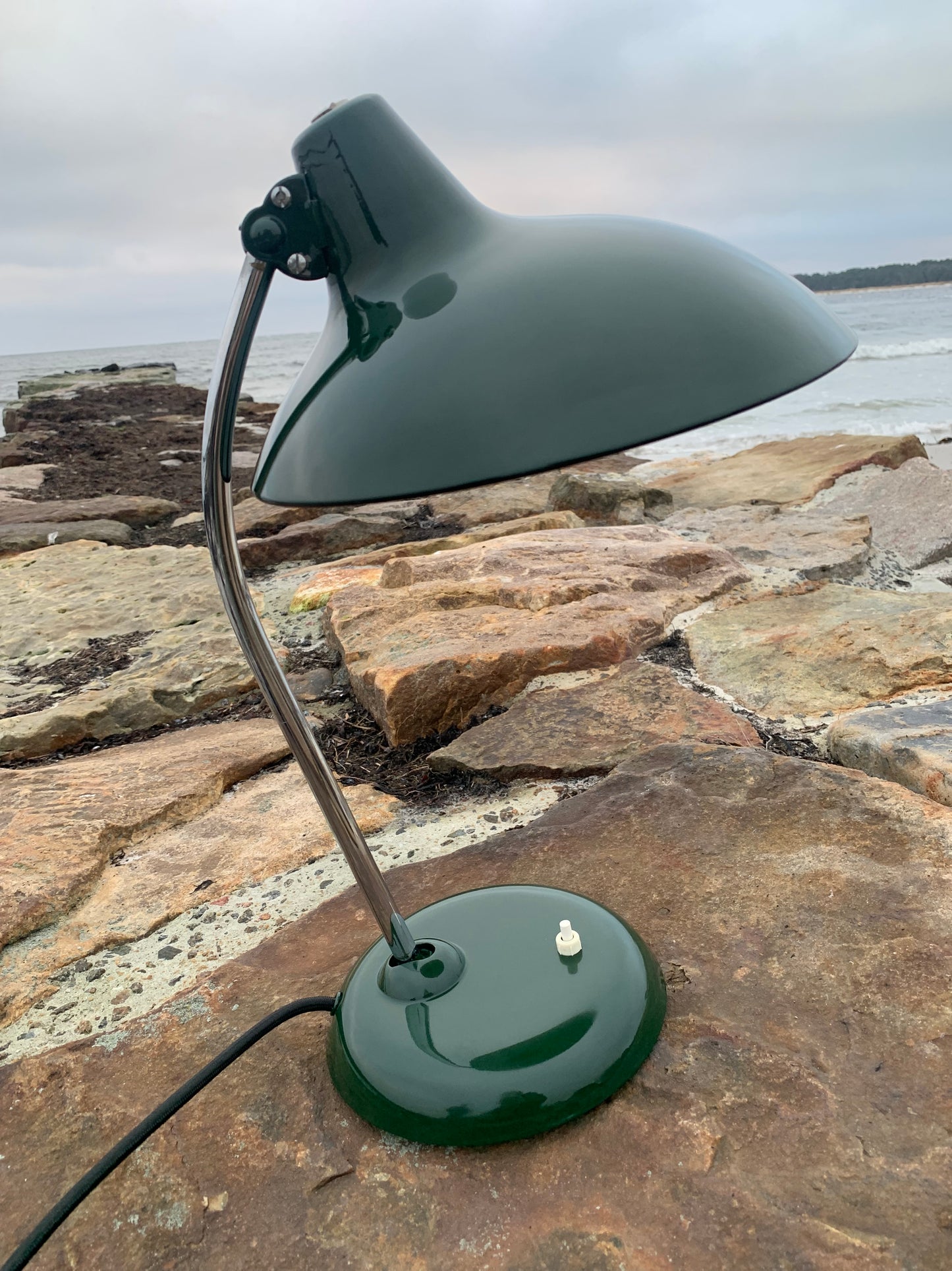 Kaiser Idell 6786 - Grün