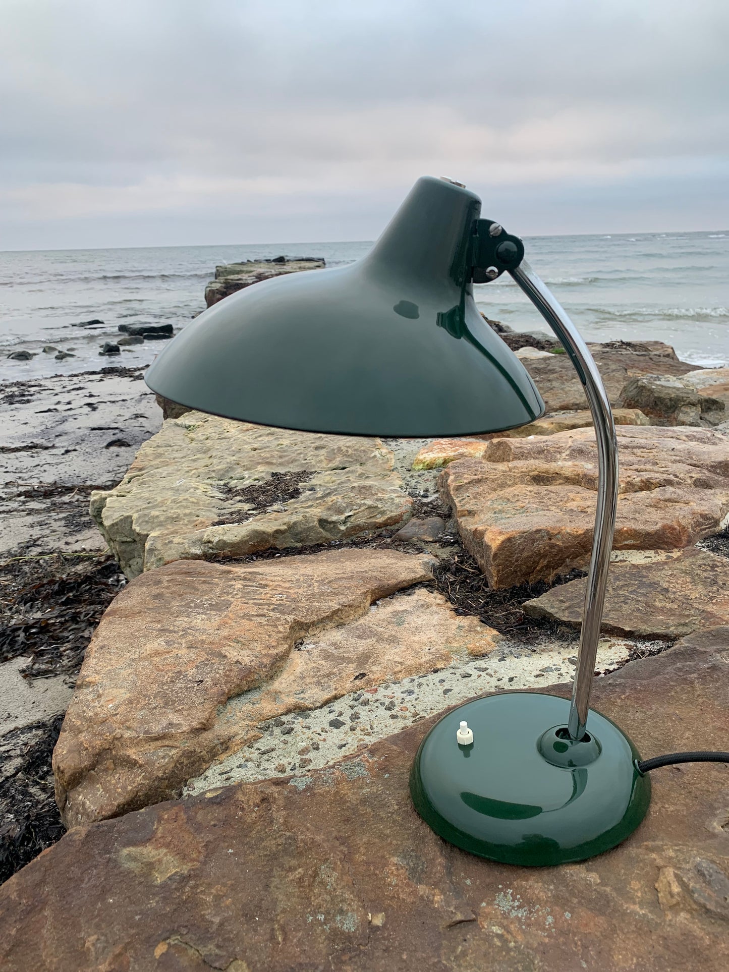 Kaiser Idell 6786 - Grün