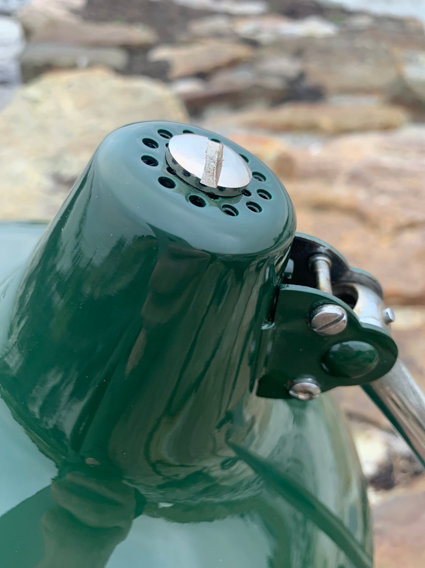 Kaiser Idell 6786 - Grün