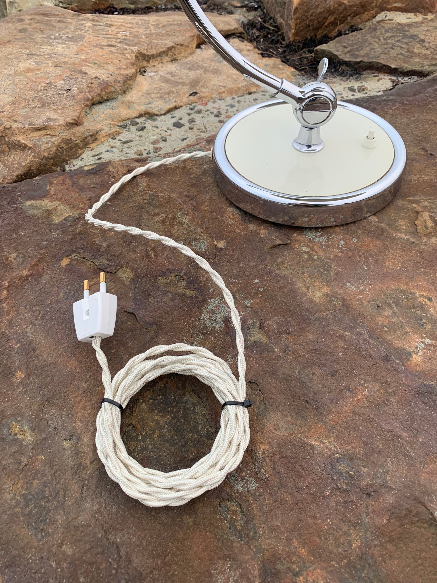 Kaiser Idell 6631 - Originalcreme