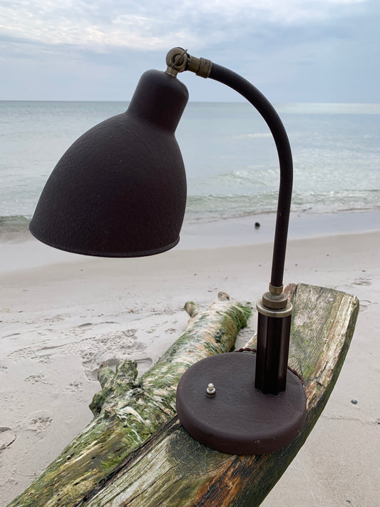 Molitor-Lampe, entworfen von Christian Dell