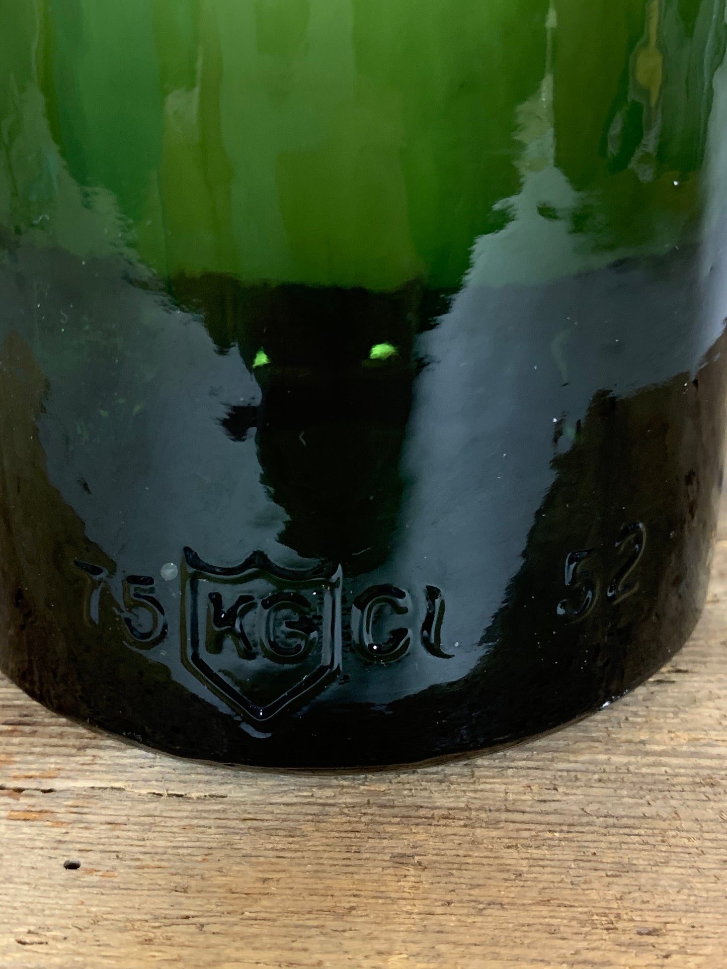 Dekorative alte Flasche - Grün