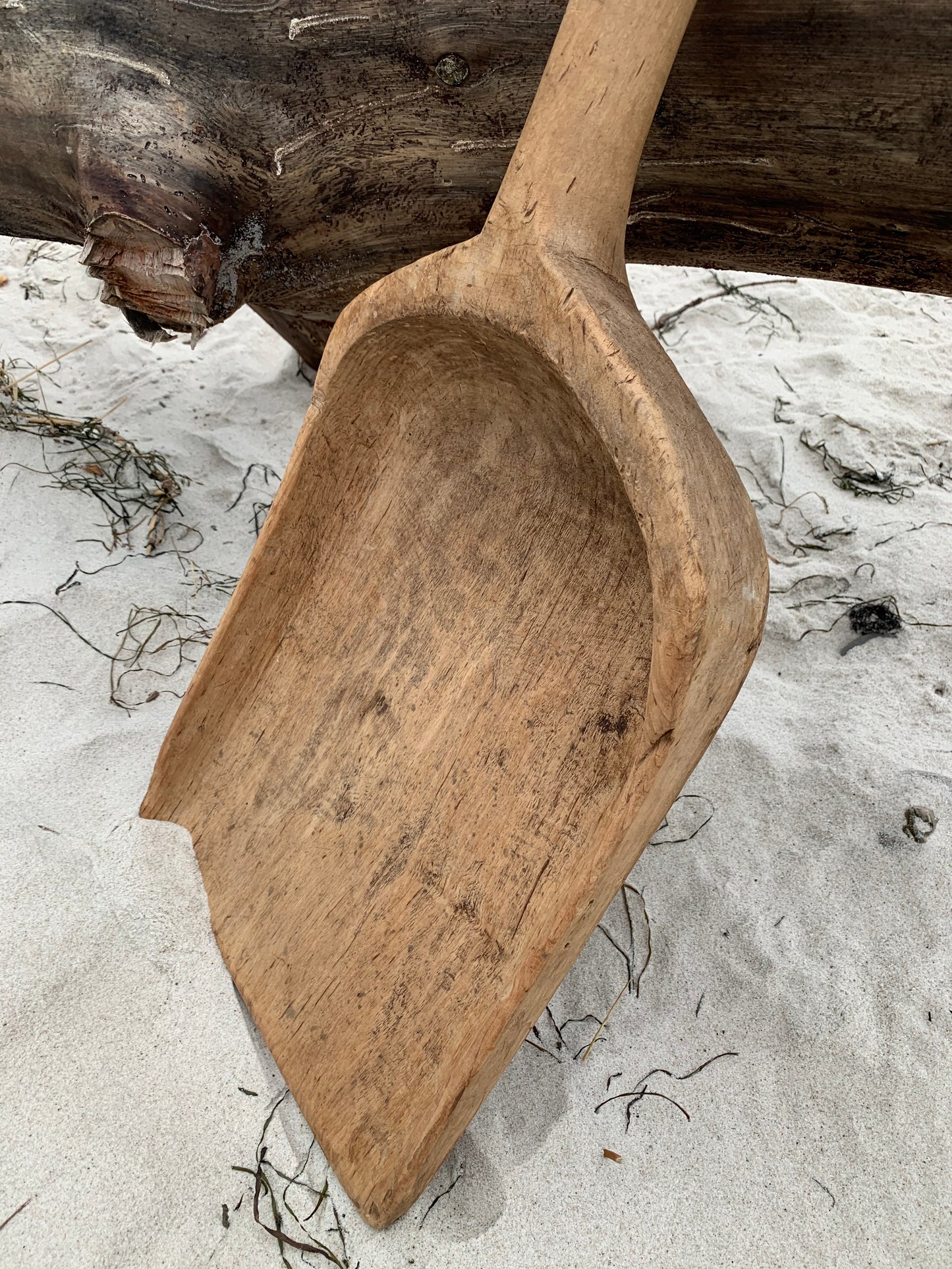 Große Holzschaufel - aus einem Stück geschnitten