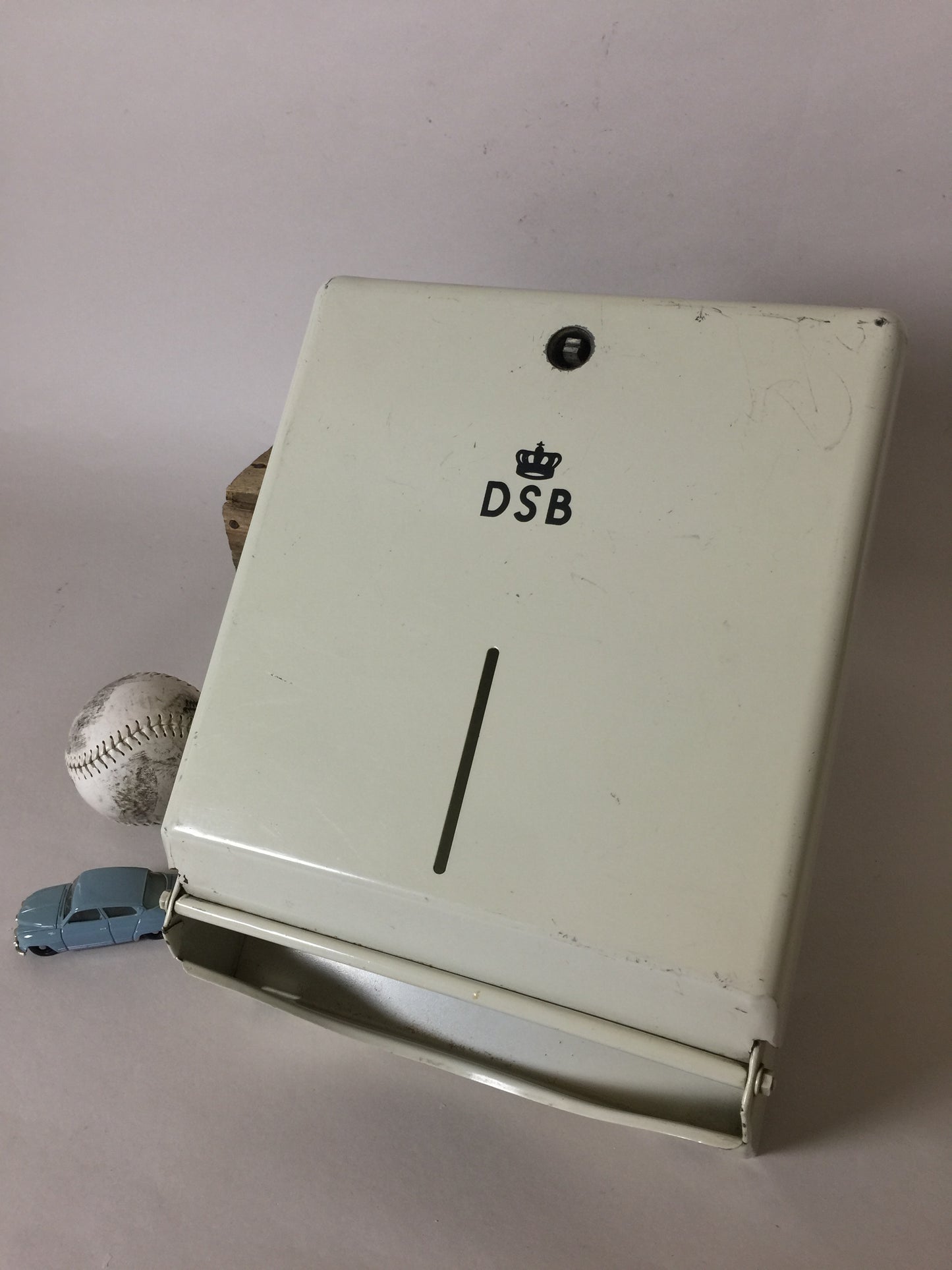 DSB-Papierhalter