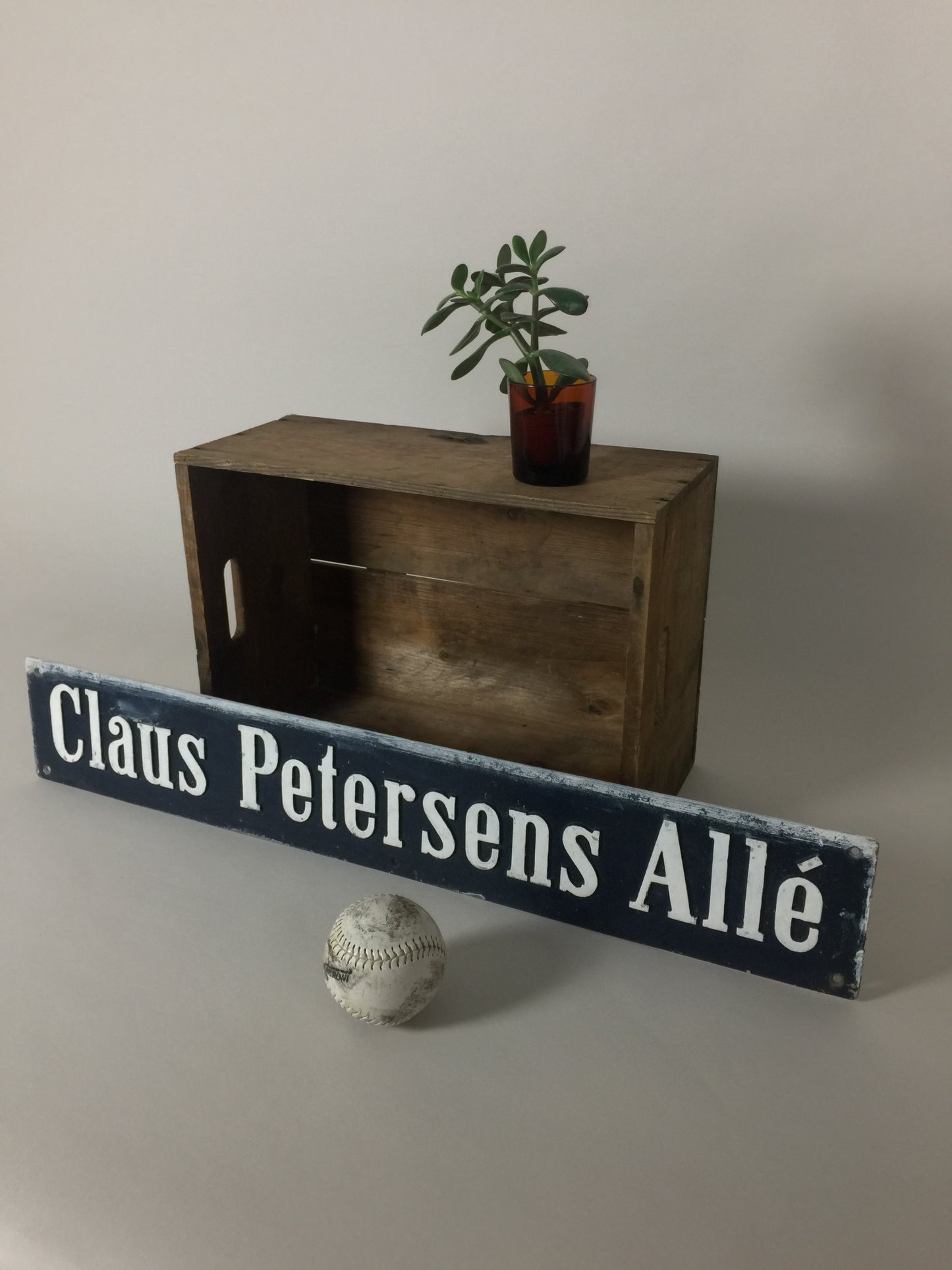 Straßenschild Claus Petersens Allé