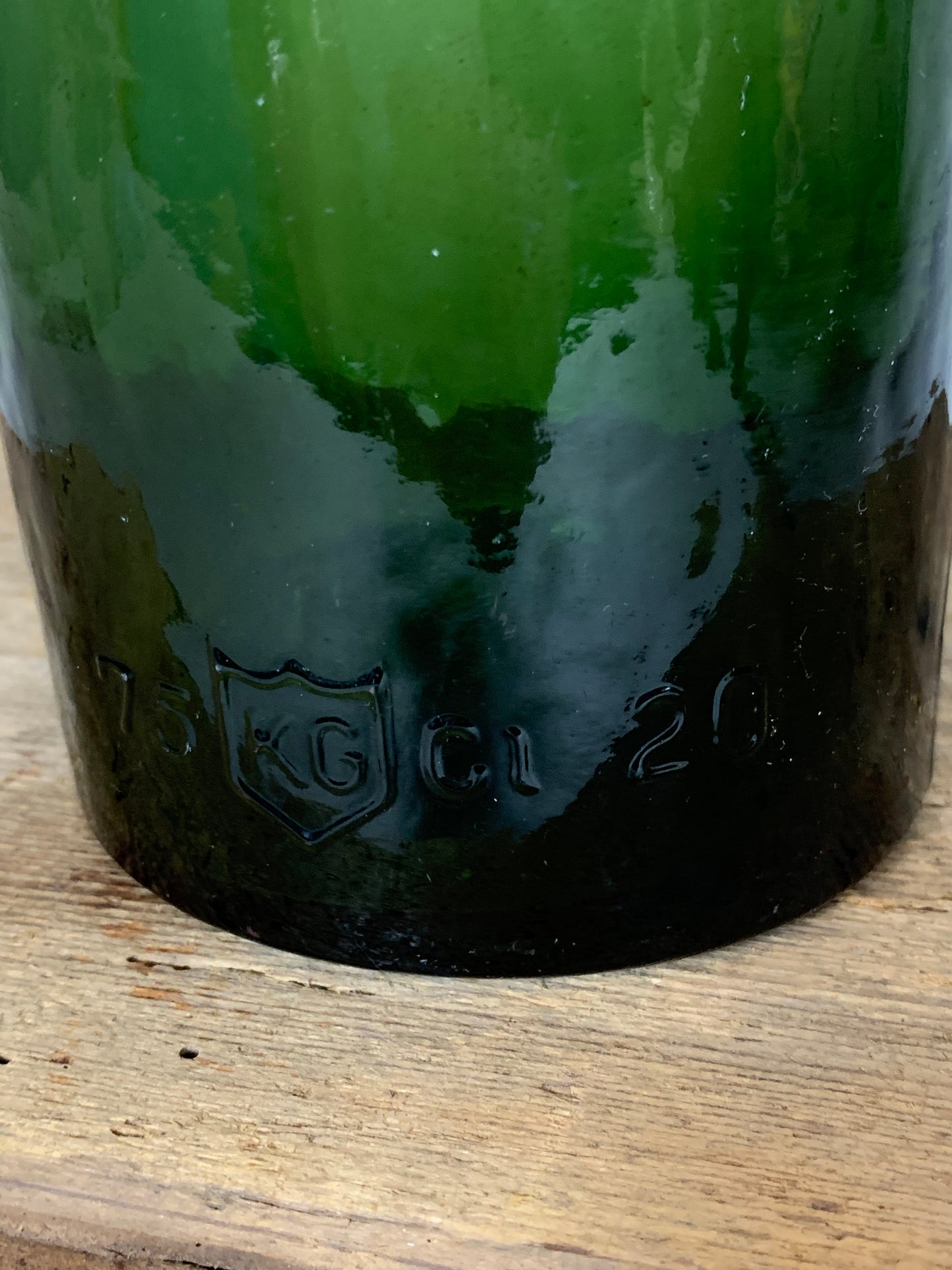 Dekorative alte Flasche - Grün