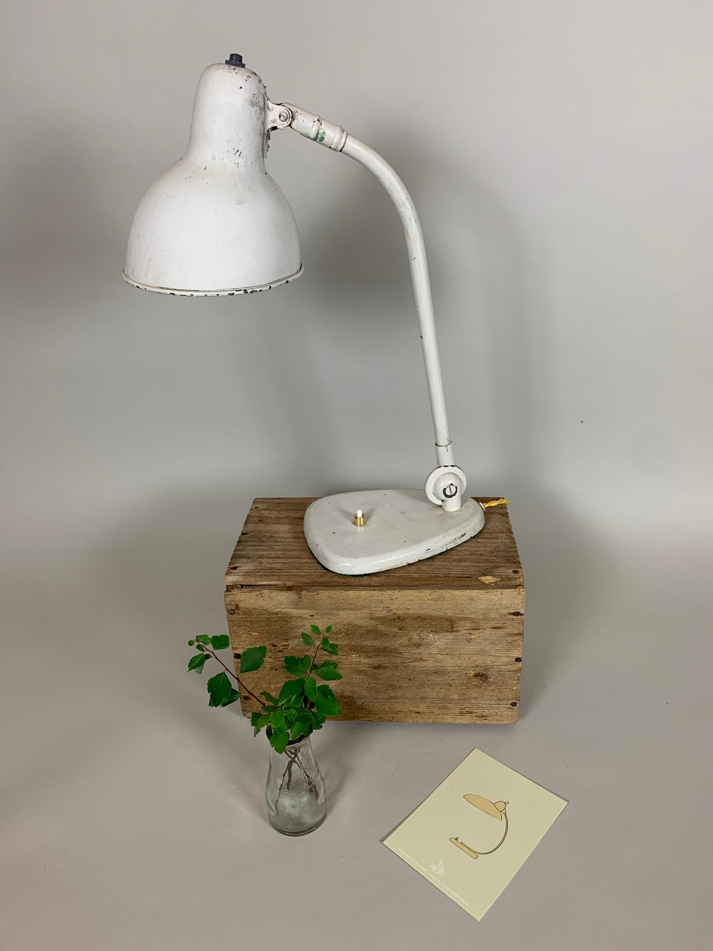 Schöne Vintage Lampe, die Vilhelm Lauritzen zugeschrieben wird