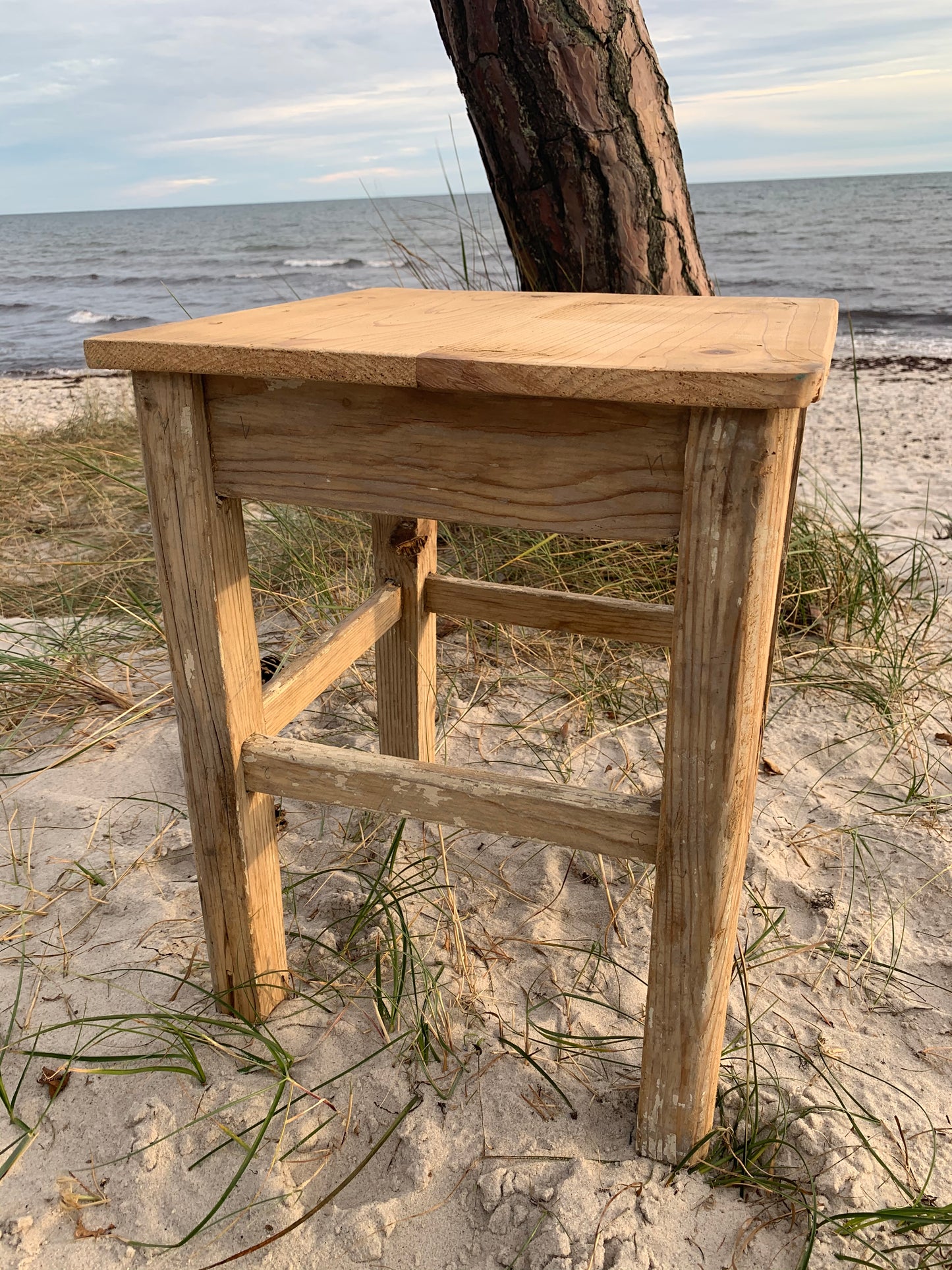 Der Hocker