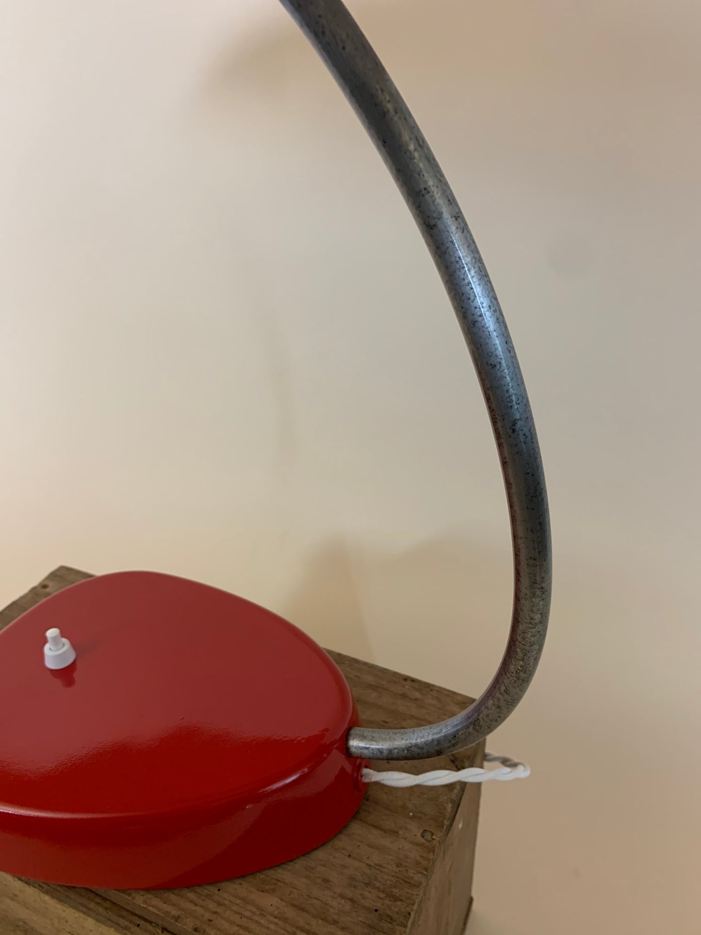 LBL-Lampe in schöner roter Farbe