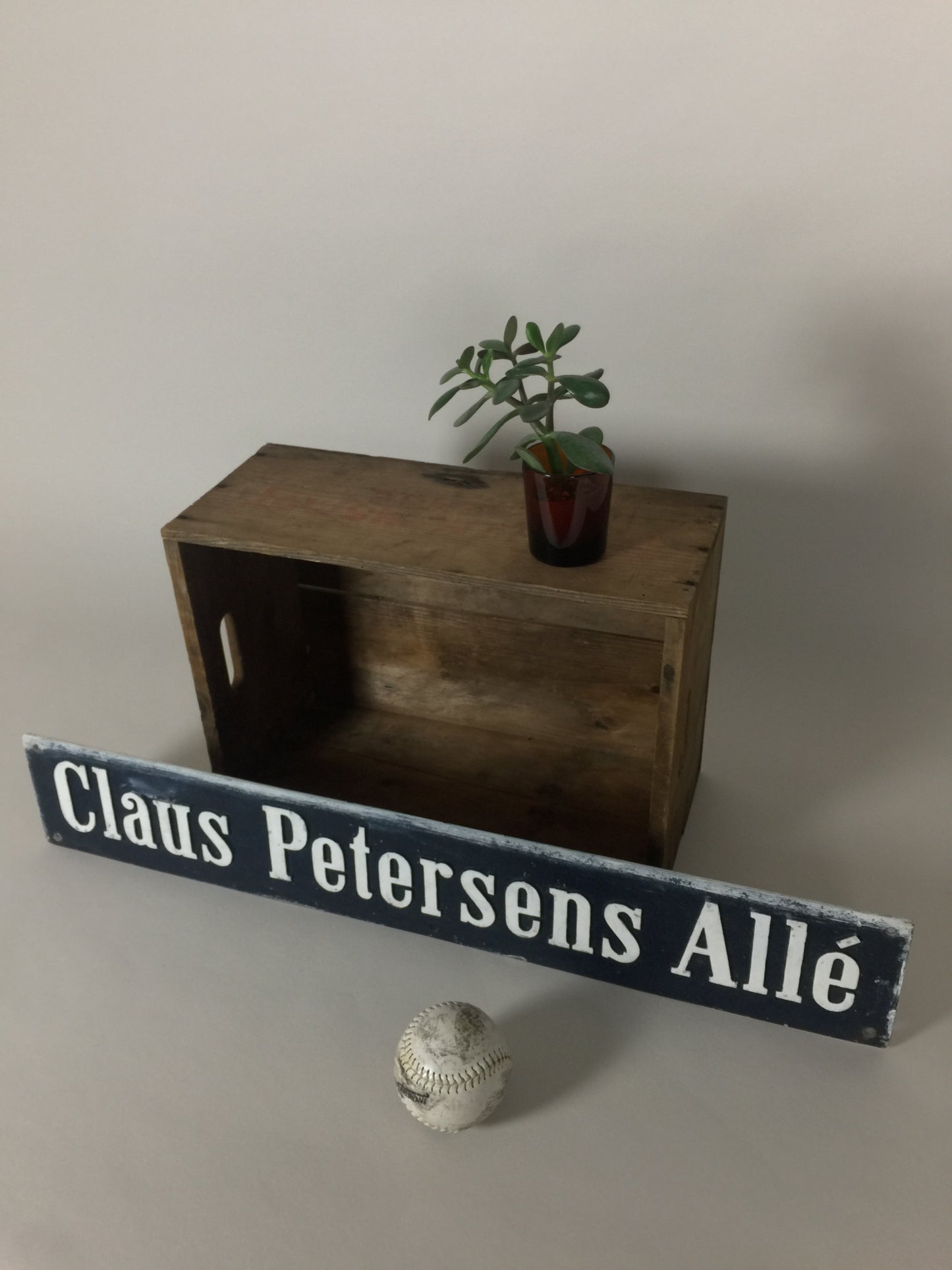 Straßenschild Claus Petersens Allé