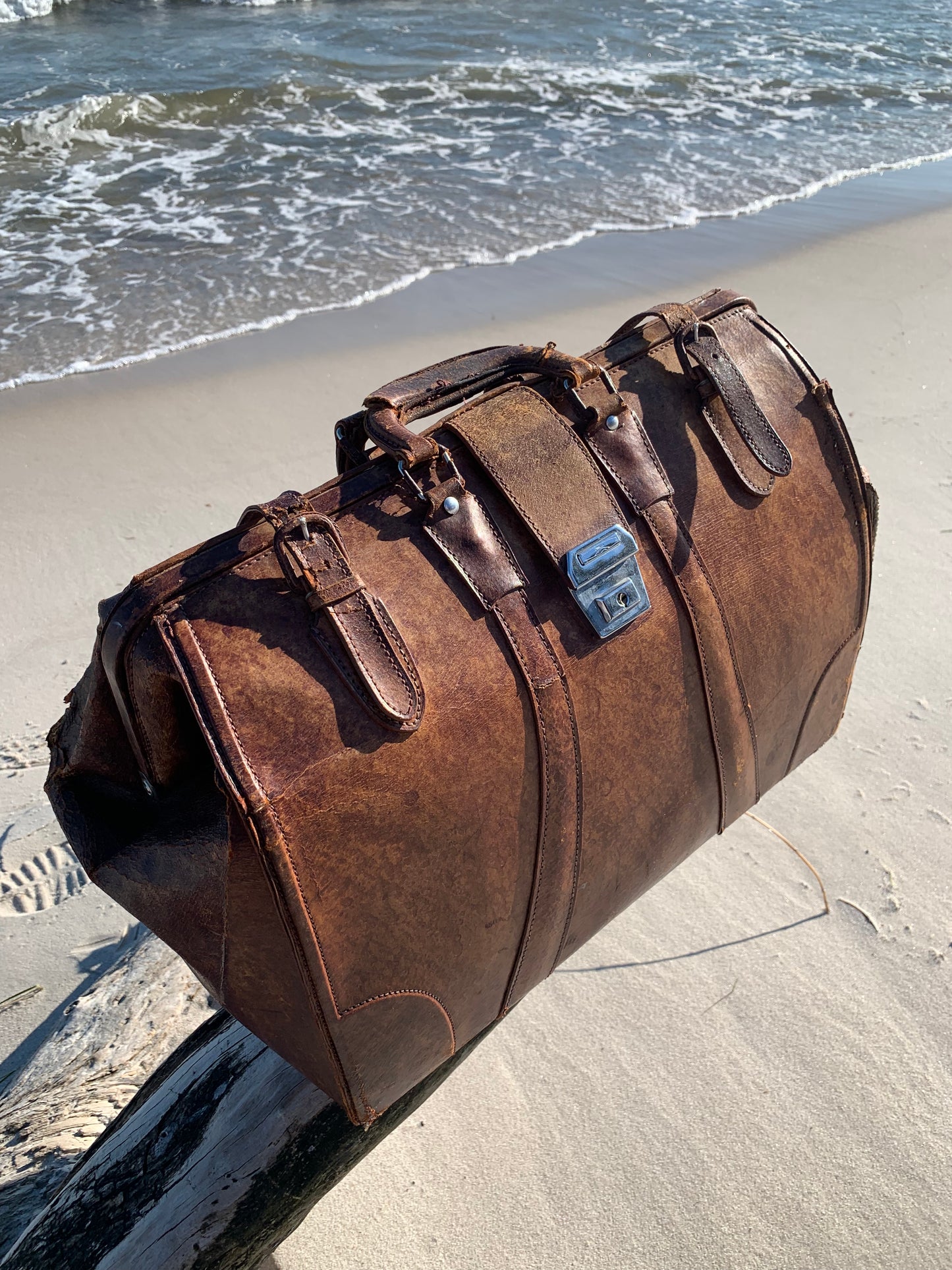 Alte Tasche mit Patina