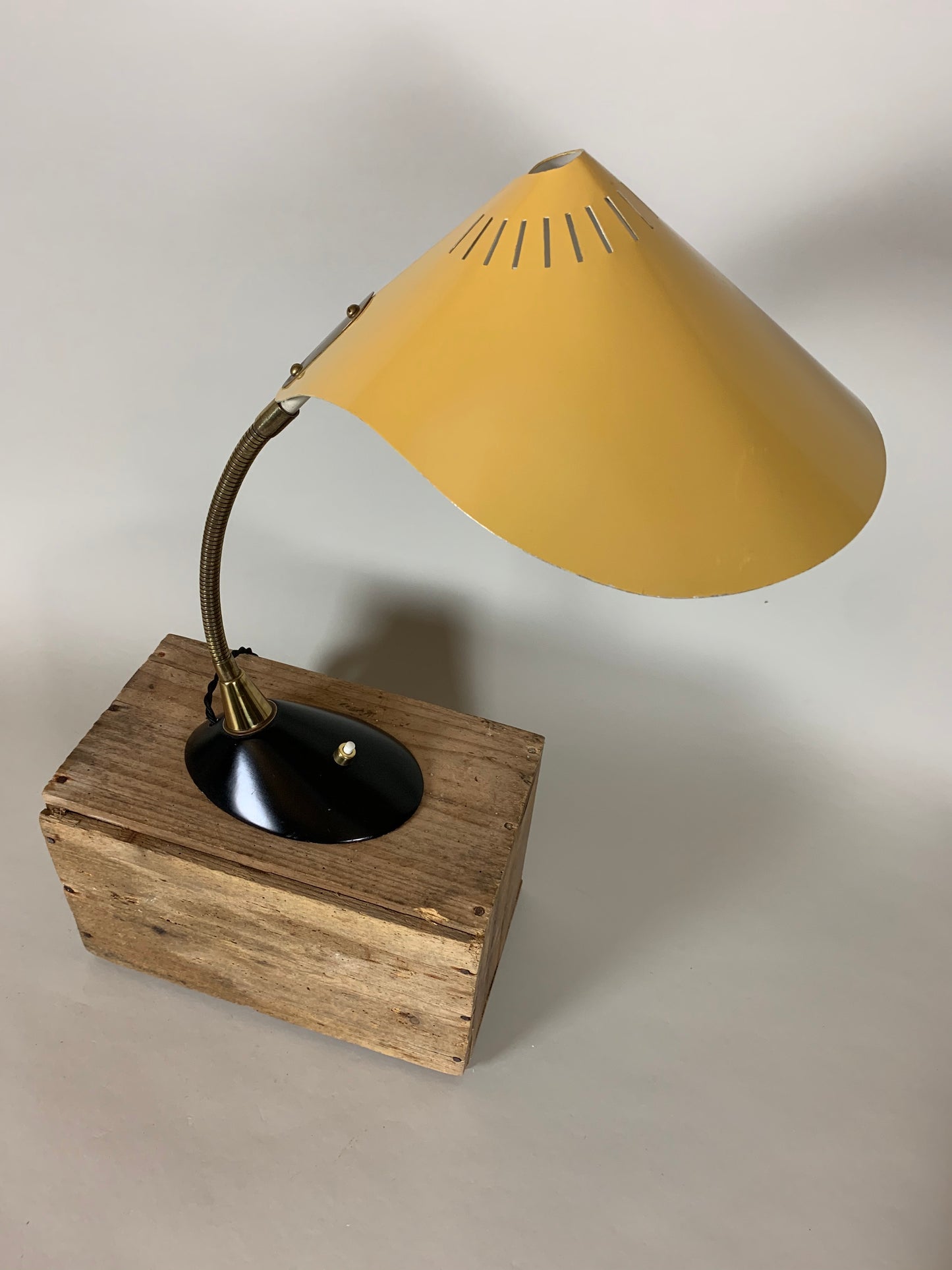 Cobra-Lampe von Cossack