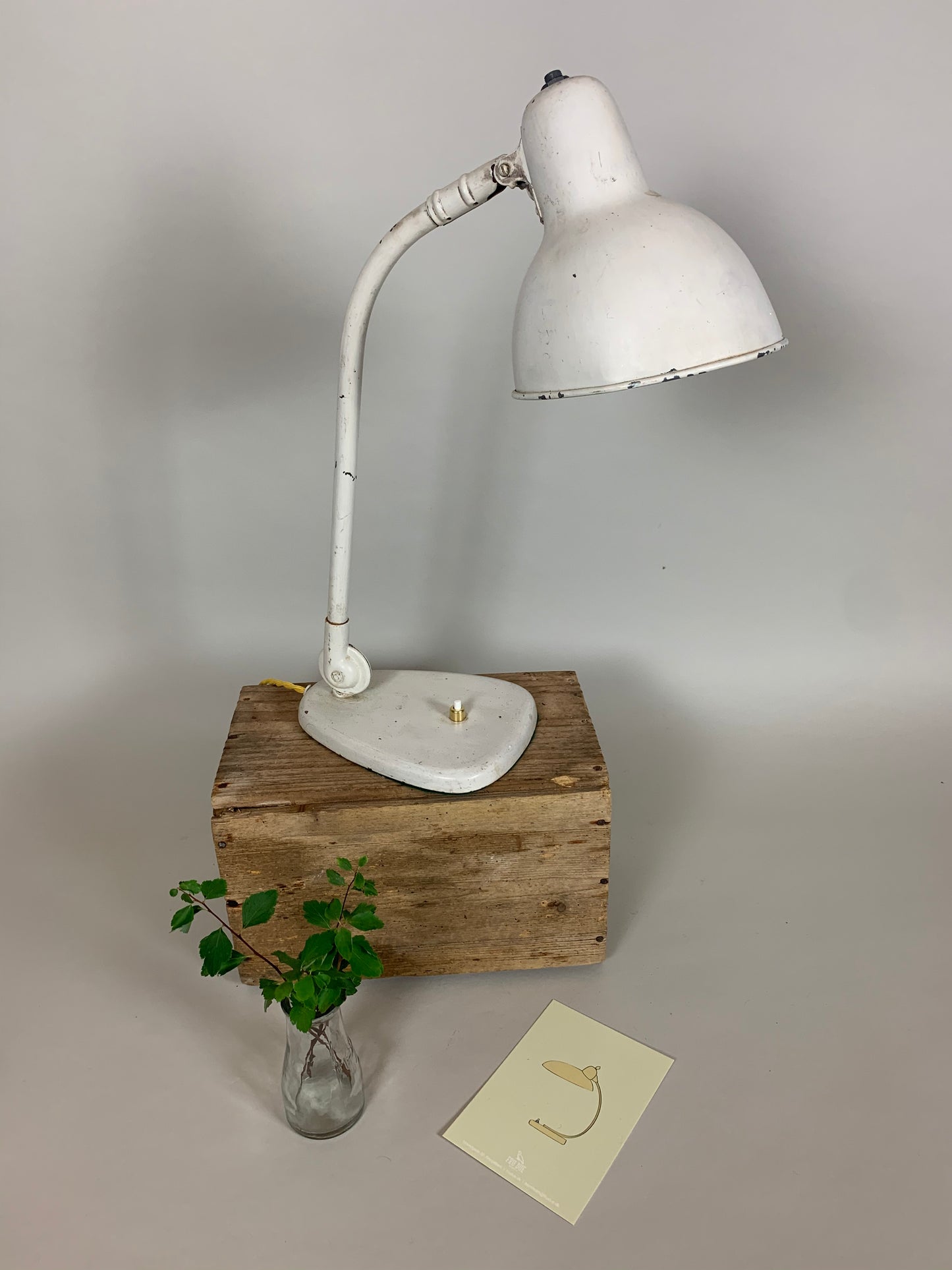 Schöne Vintage Lampe, die Vilhelm Lauritzen zugeschrieben wird