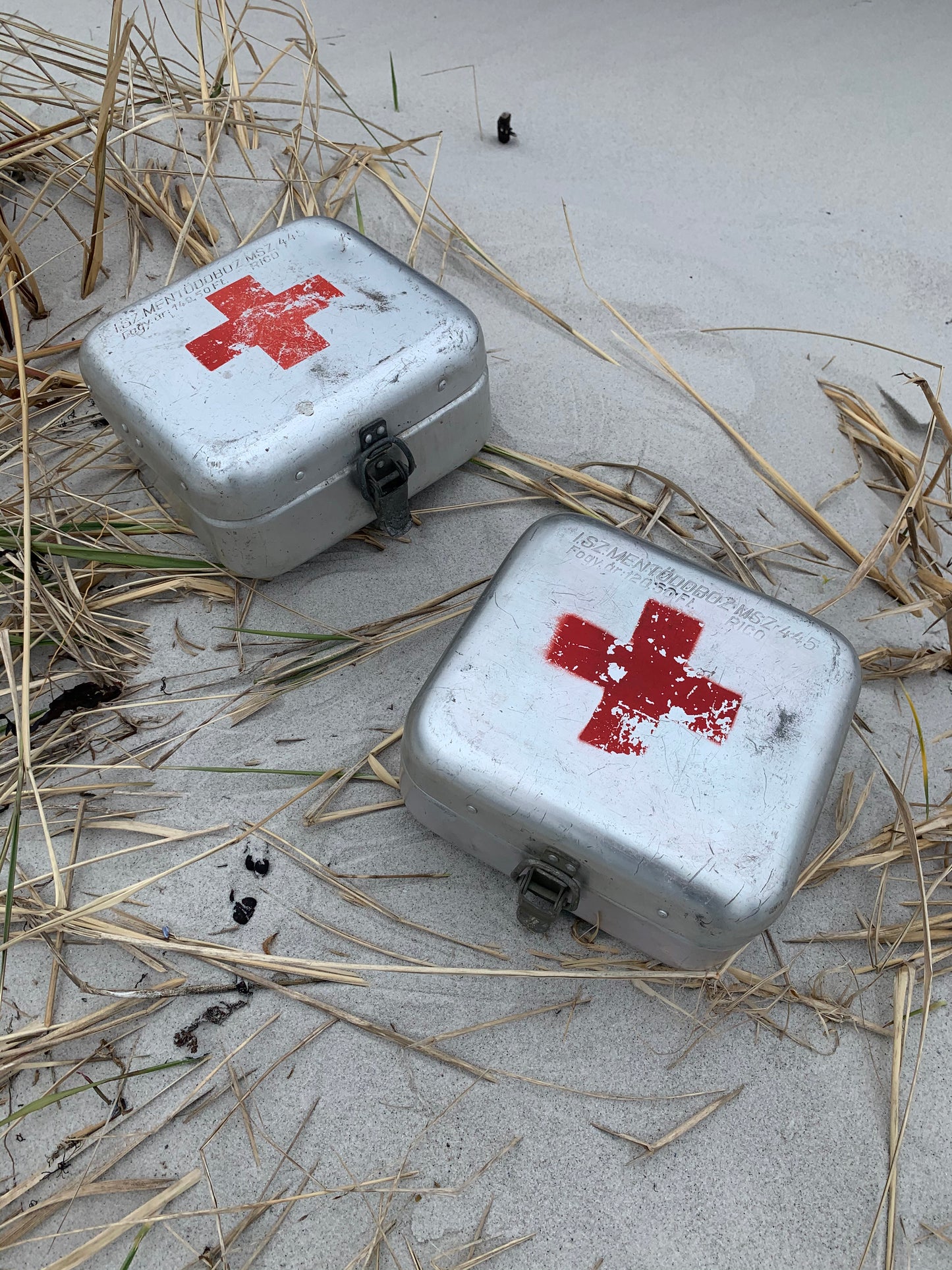 Rote Kreuz Box - Der Preis ist pro STCK.