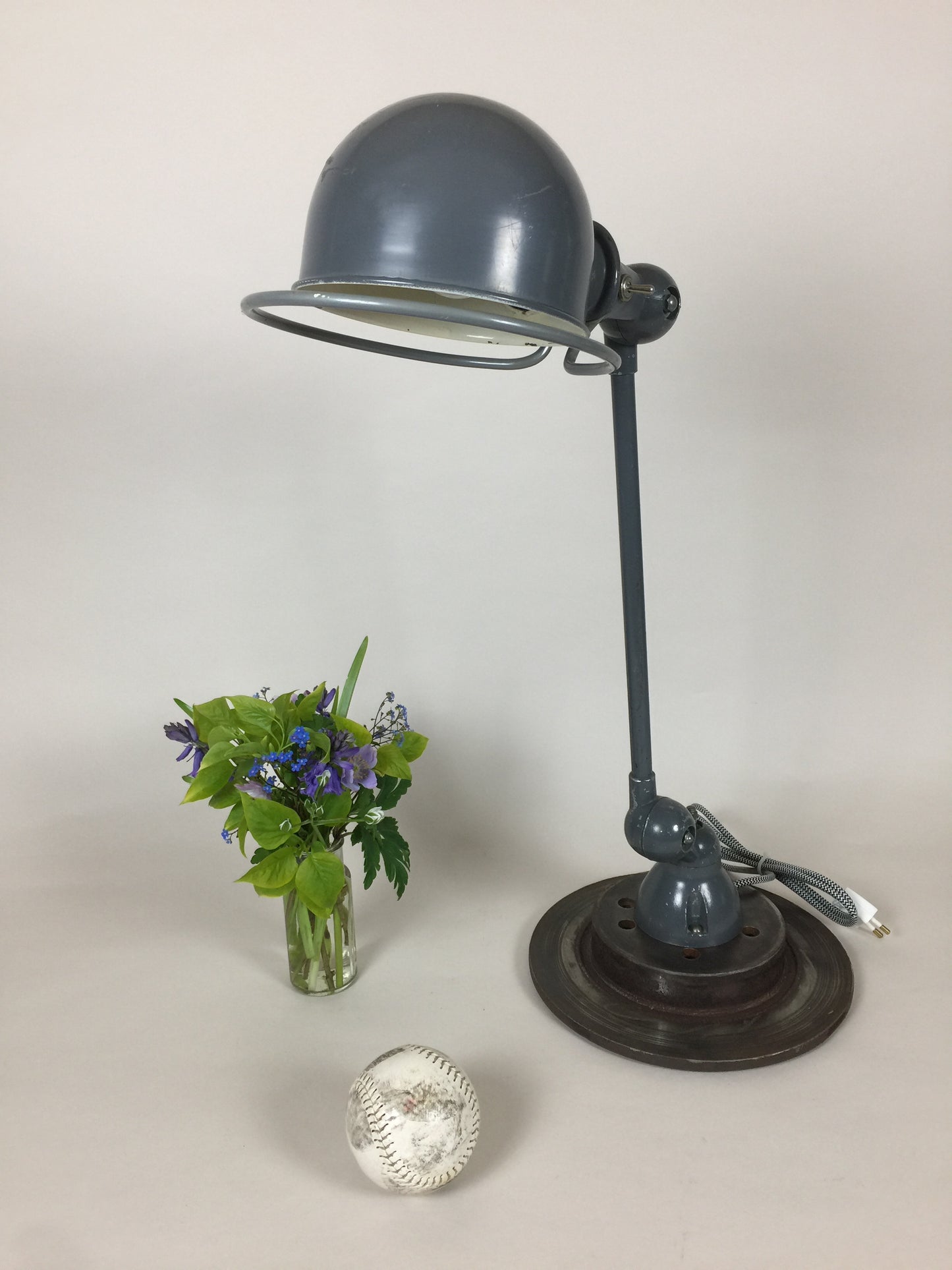 Jieldé Tischlampe in Grau mit Ein-/Ausschalter
