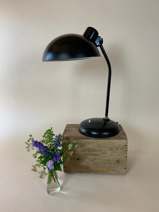 Schöne schwarze Helo Vintage Lampe
