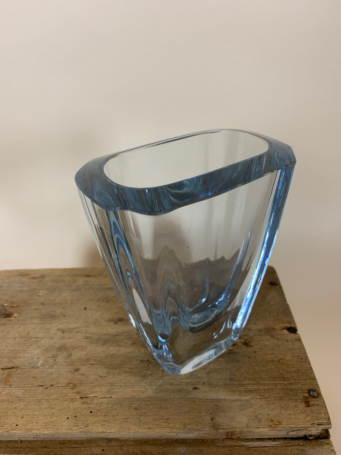 Glasvase aus starkem Glas