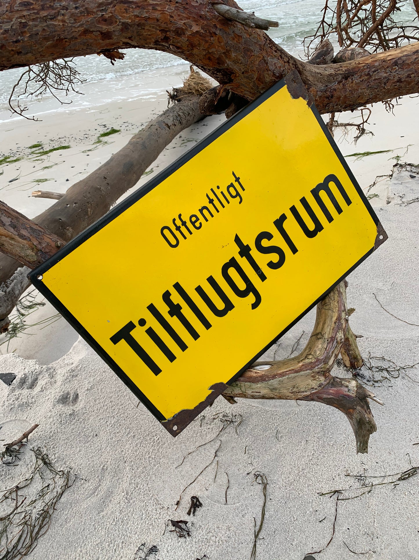 Emailleschild - Öffentliches Refugium