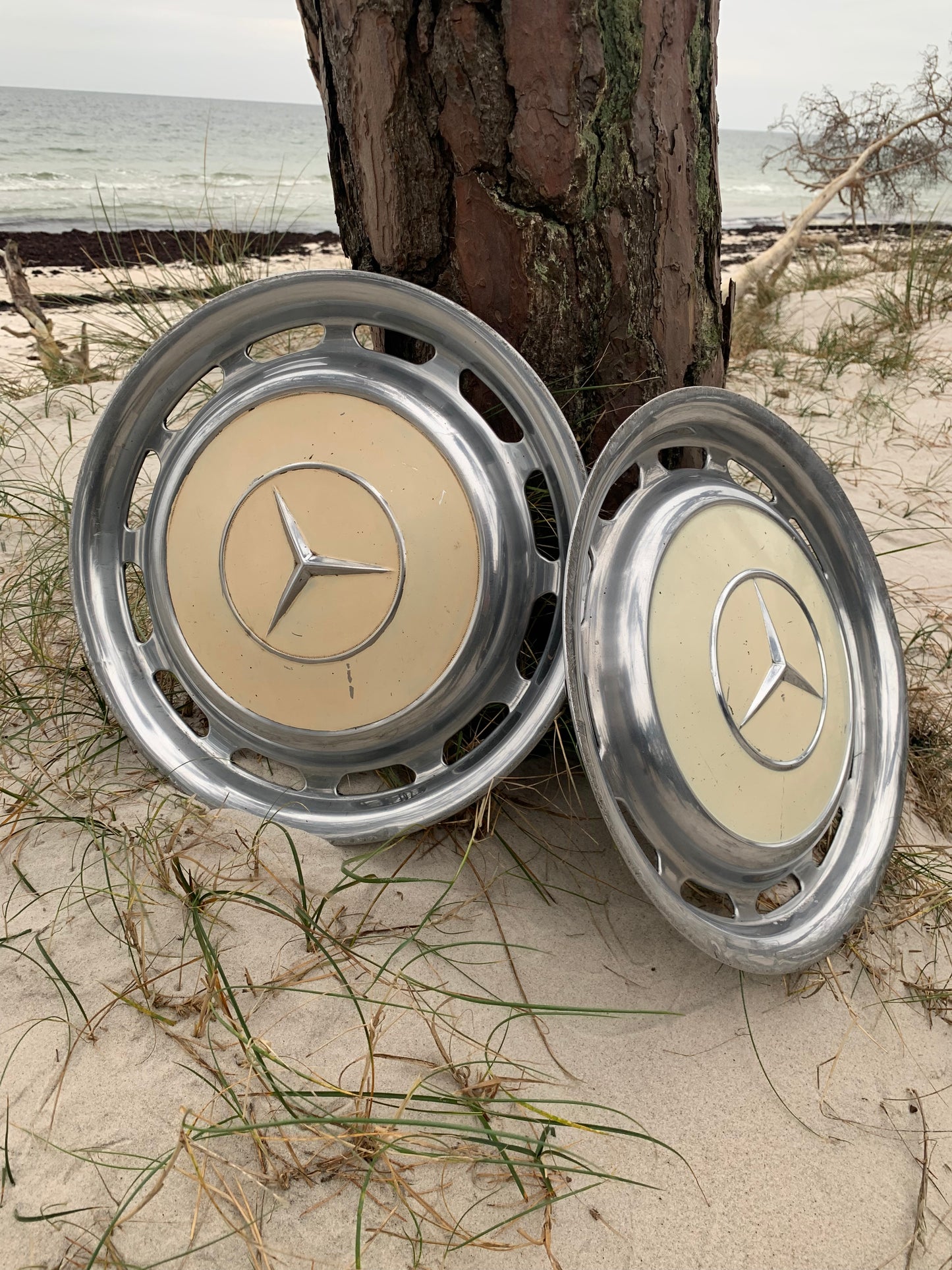 Mercedes Radkappe - Cremeweiß