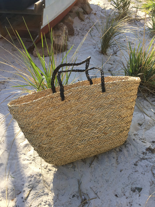 Große schöne Strandtasche