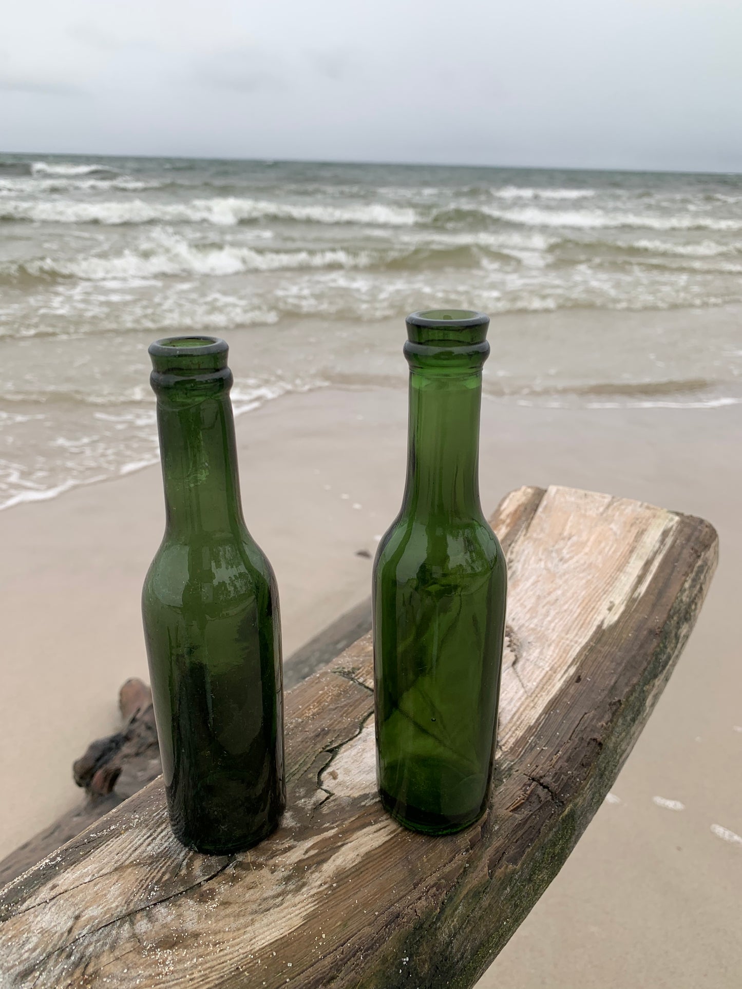 Kleine grüne Flasche