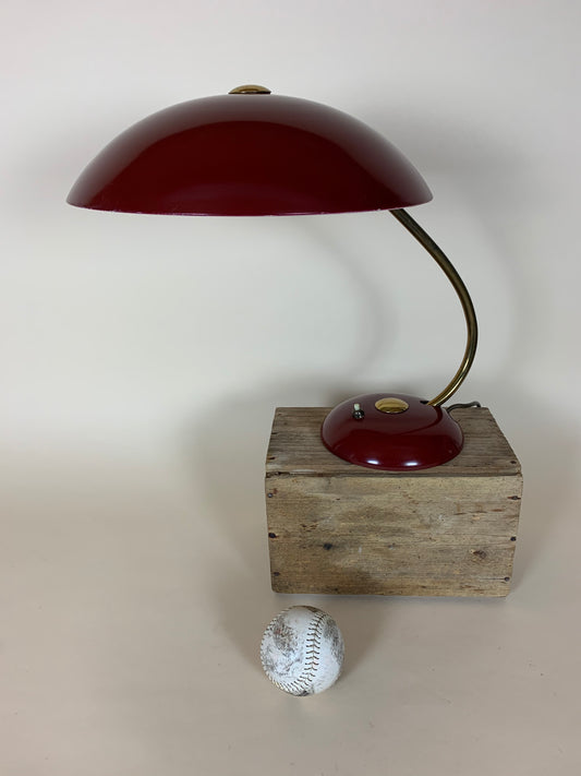 Helo Vintage Lampe in Dunkelrot