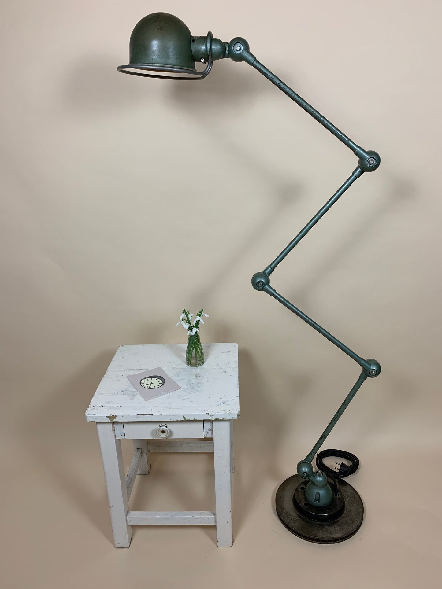 Original grüne Jieldé Stehlampe