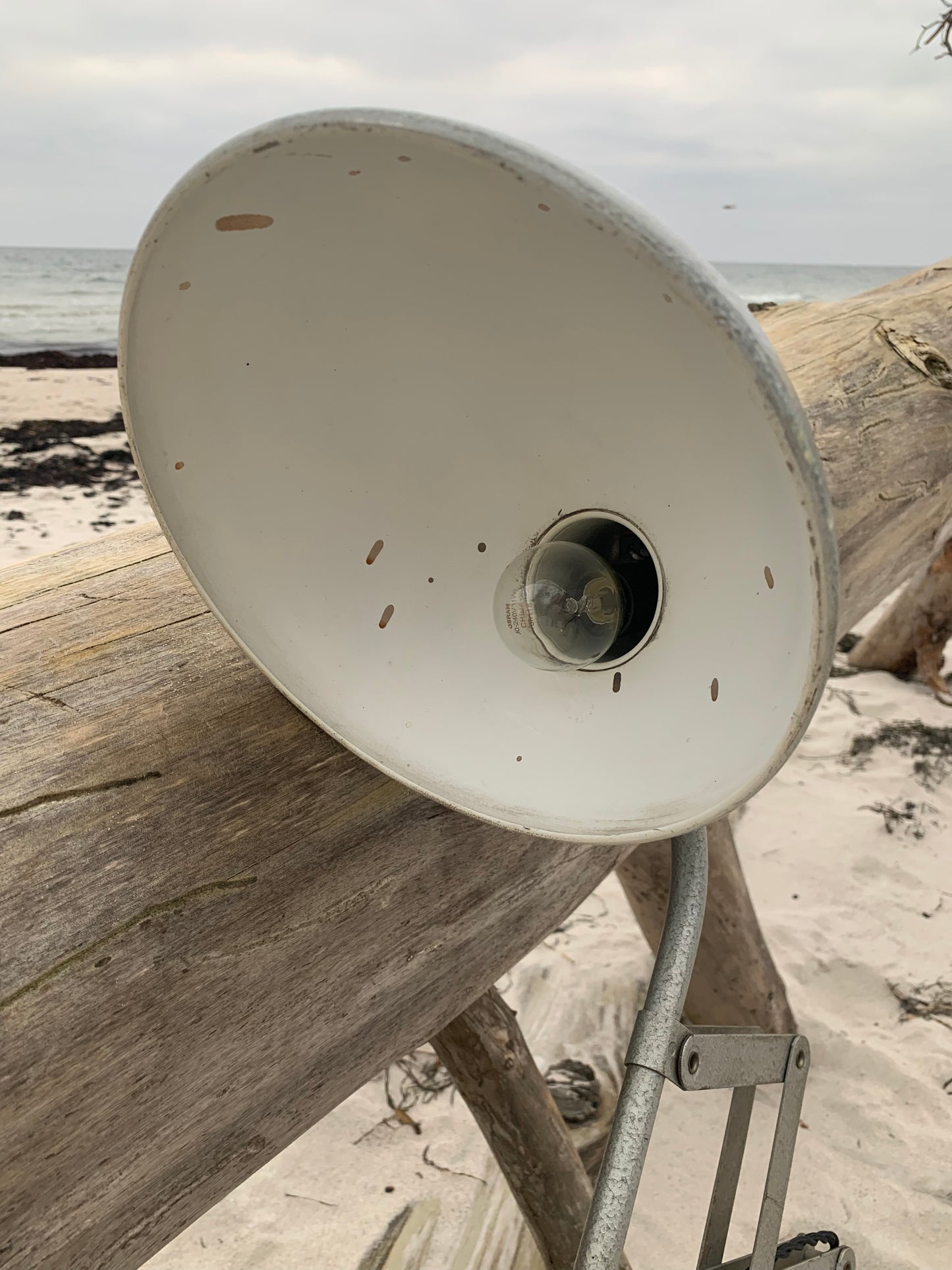 Scherenlampe - Grauer Hammerschlaglack