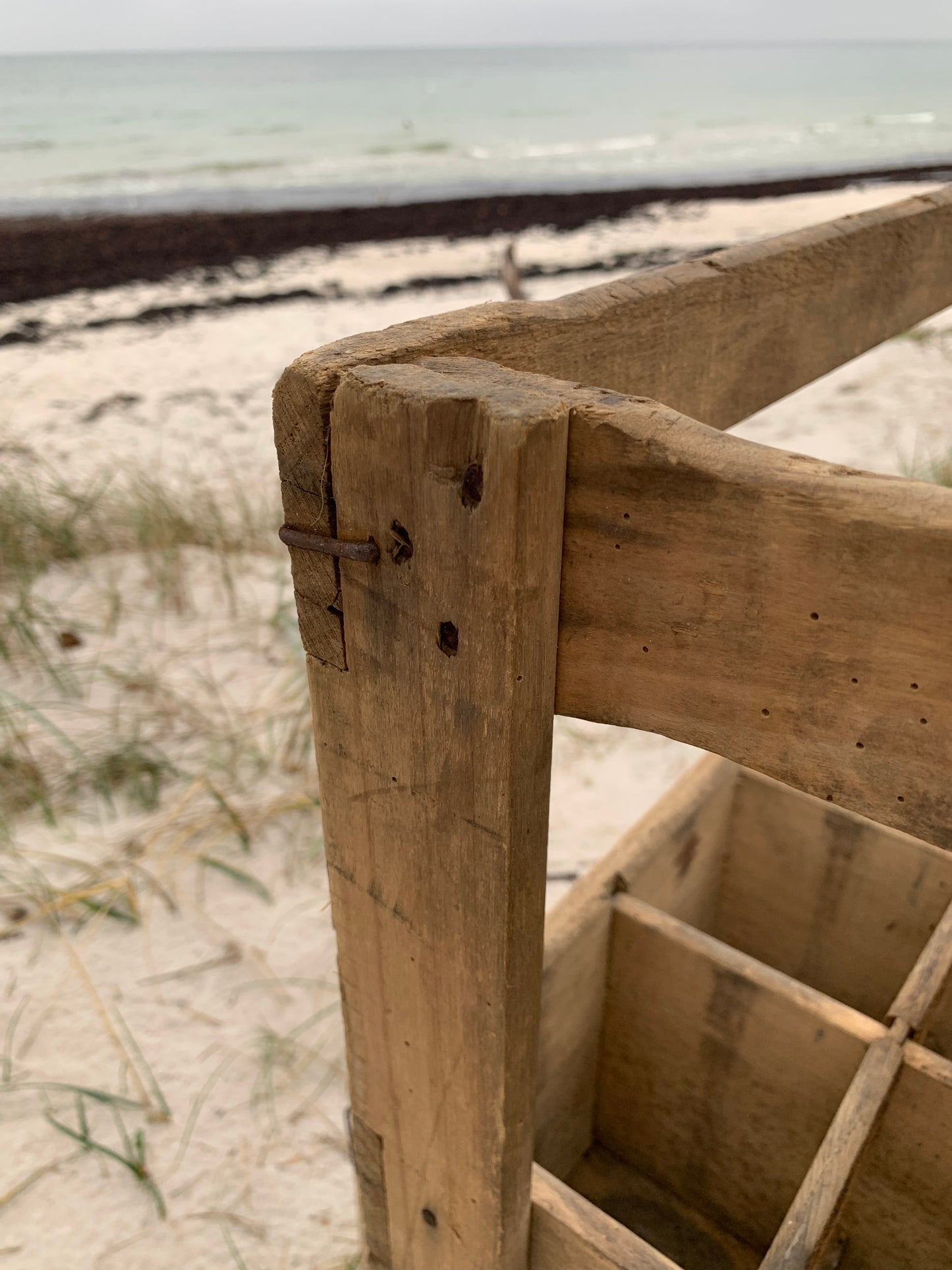 Alte französische Flaschenkiste aus Holz